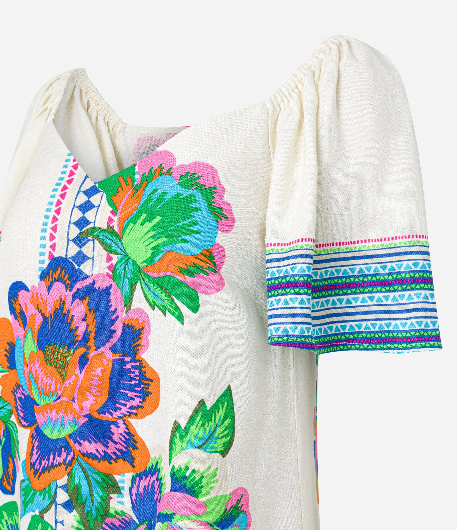 Vestido Curto em Viscose e Linho com Estampa Floral Étnica Multicores 5