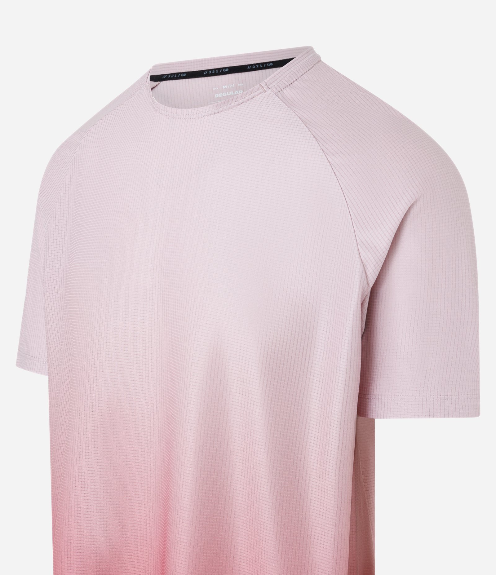 Camiseta Esportiva em Tecnologia Dry Degrade Rosa 7