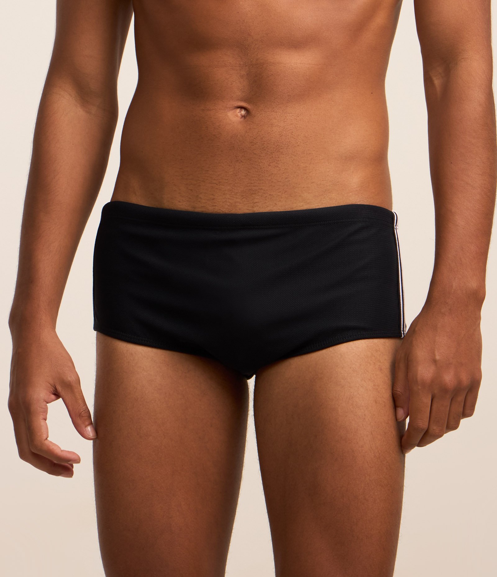 Sunga em Microfibra com Cordão Interno e Listras Laterais Preto 2