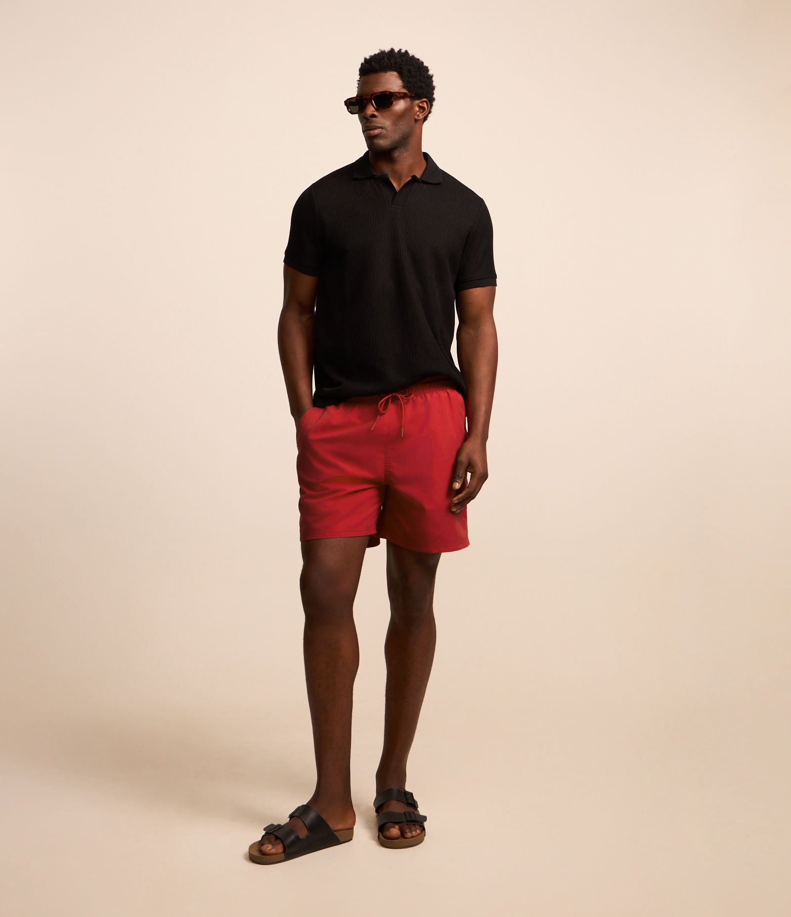 Bermuda de Banho em Microfibra com Cós Elástico e Bolsos 1