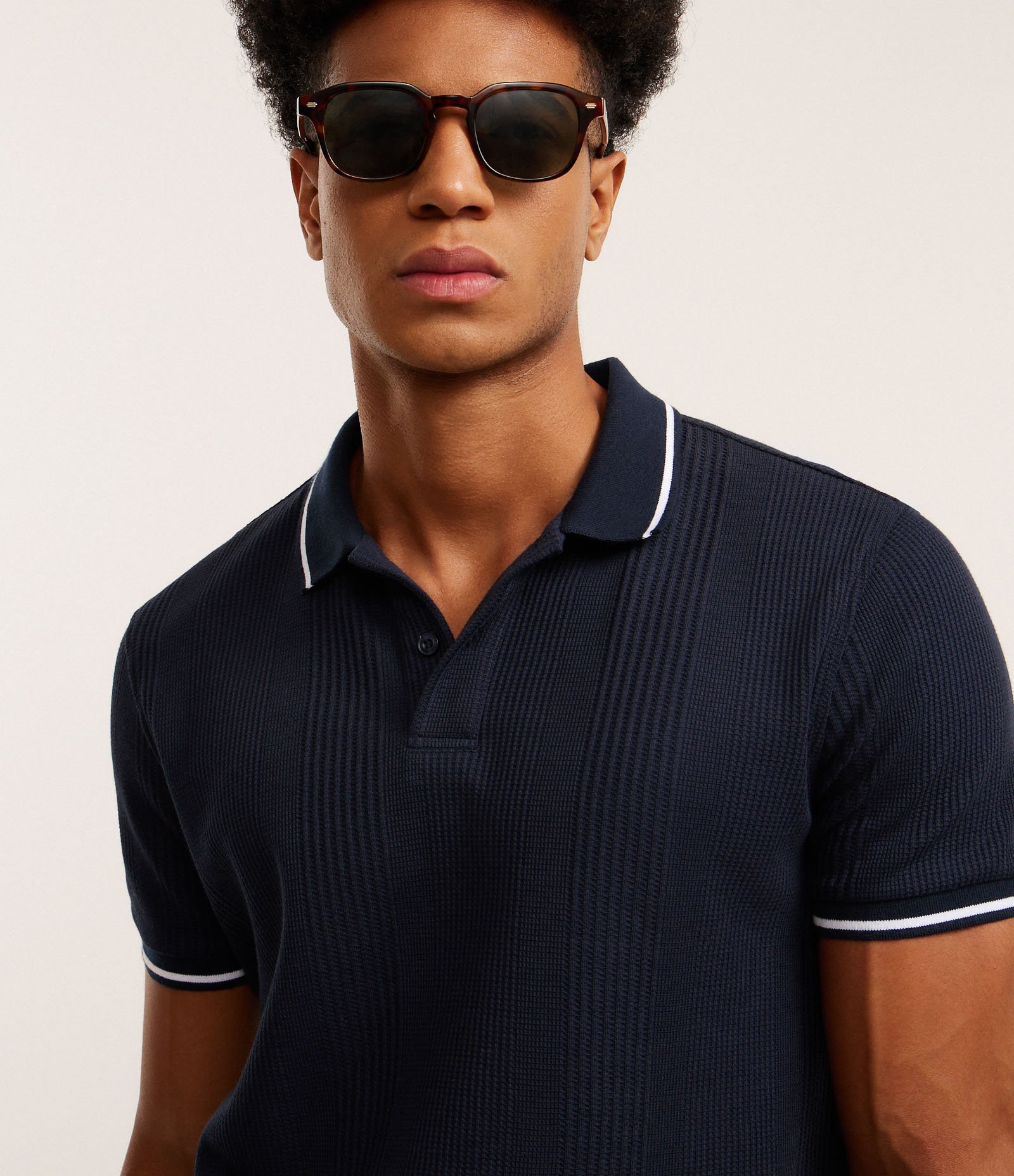 Polo Regular com Textura de Listras e Frisos Contrastantes Azul 4