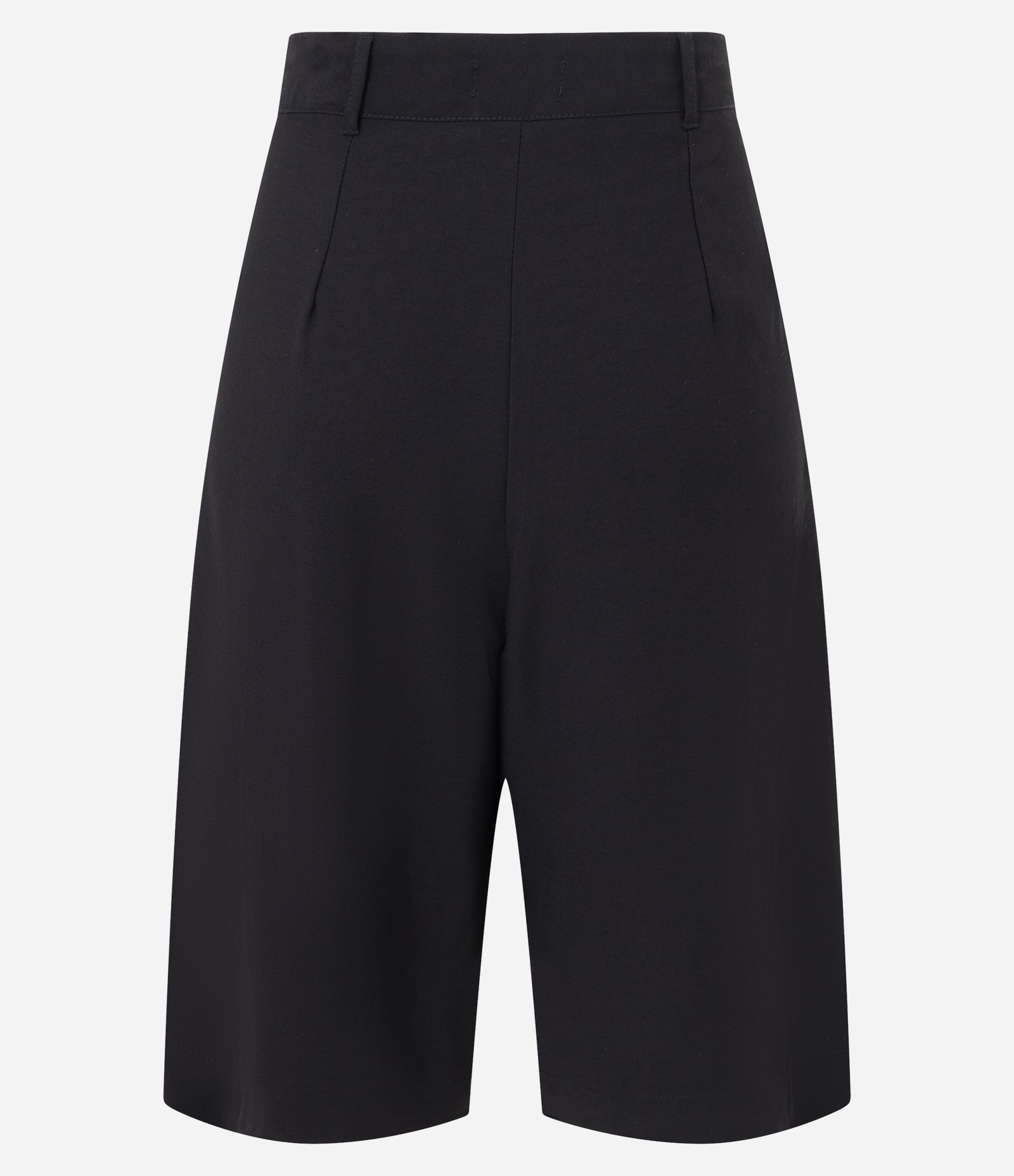 Bermuda Alfaiatada Alongada com Pregas Frontais 6