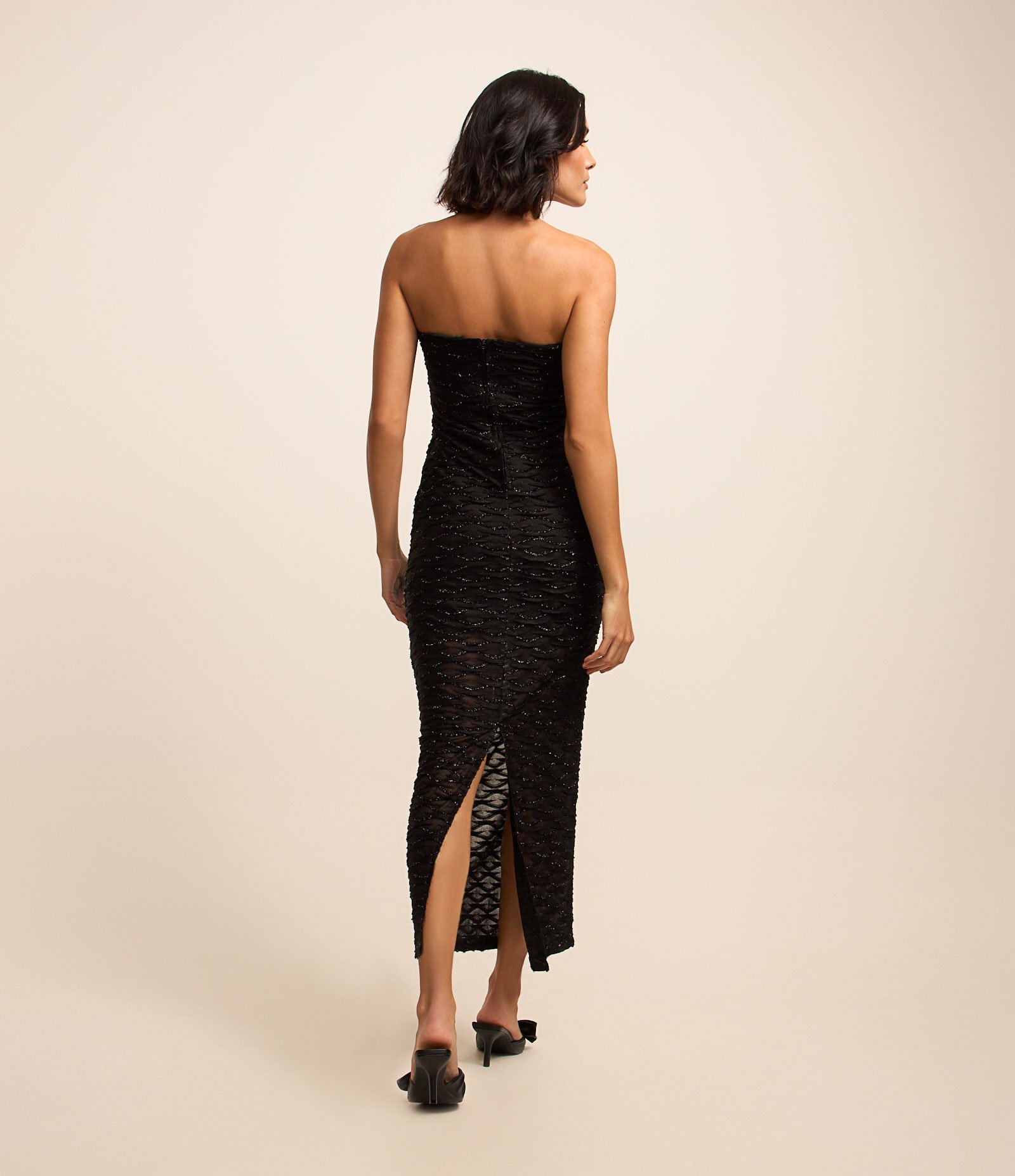 Vestido New Midi em Tule Metalizado Tubinho Texturizado Preto 2