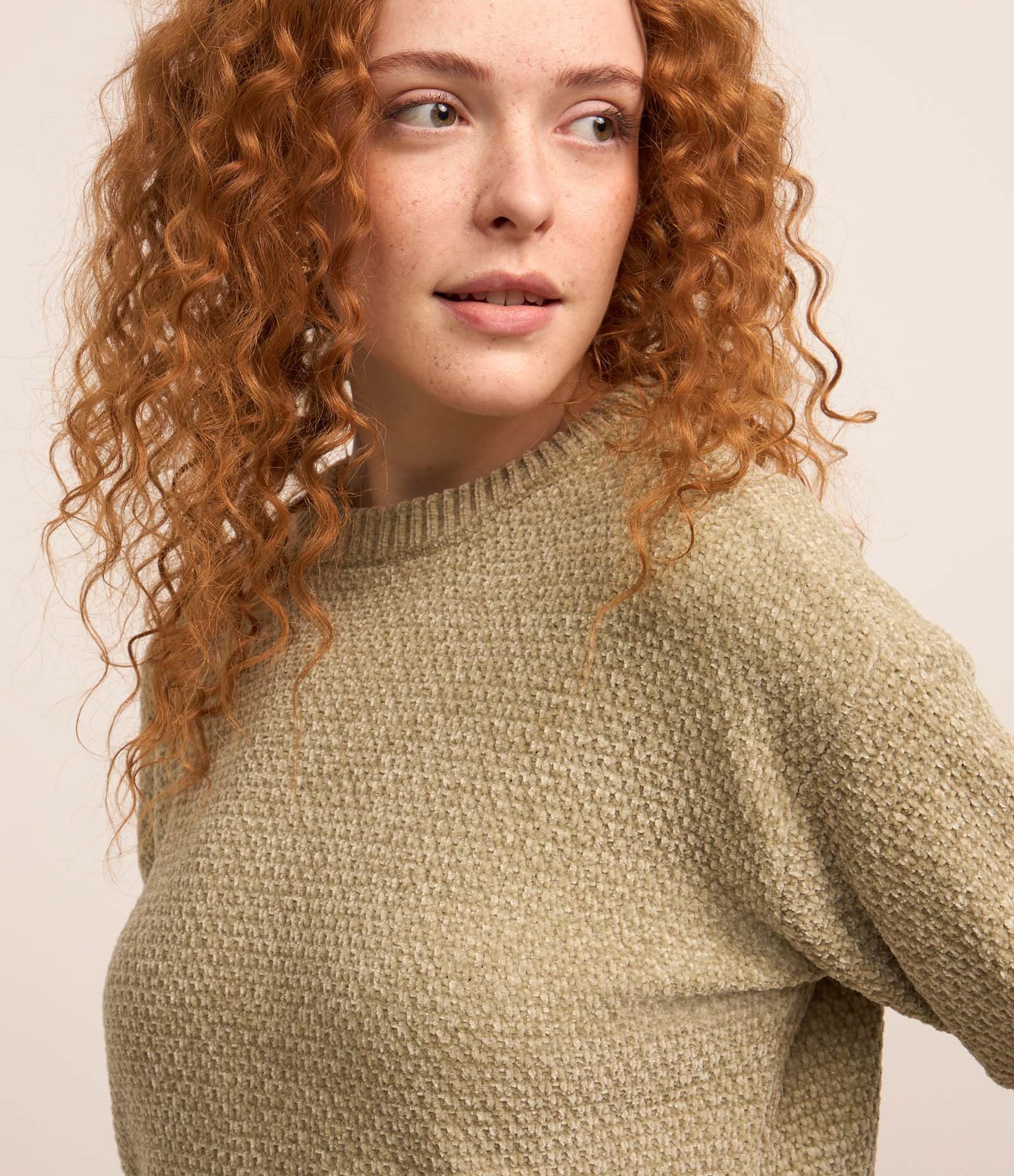 Suéter Curto em Tricô com Ponto Diferenciado Verde 3