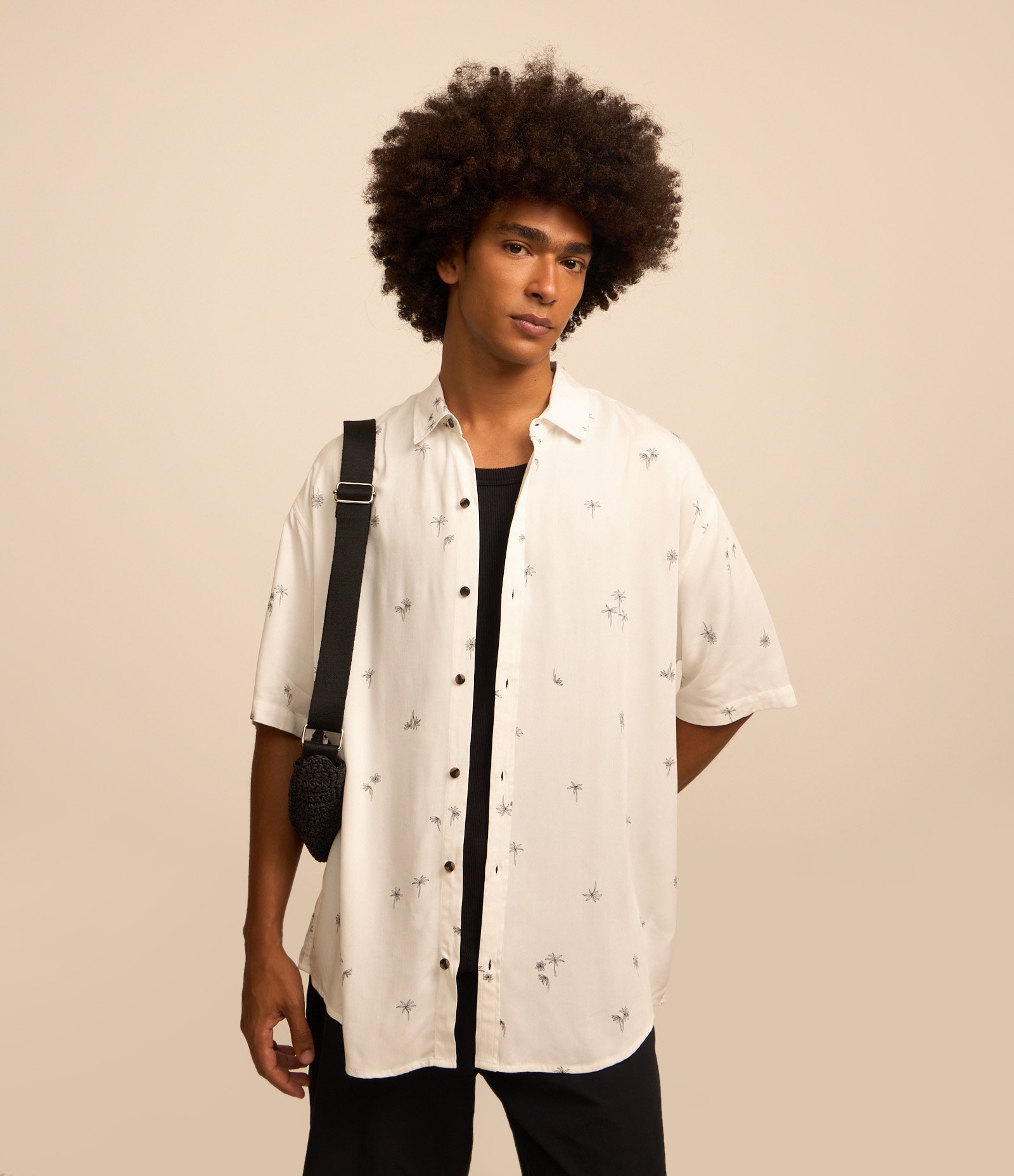 Camisa Relaxed em Viscose com Estampa de Mini Coqueiros Off White 1
