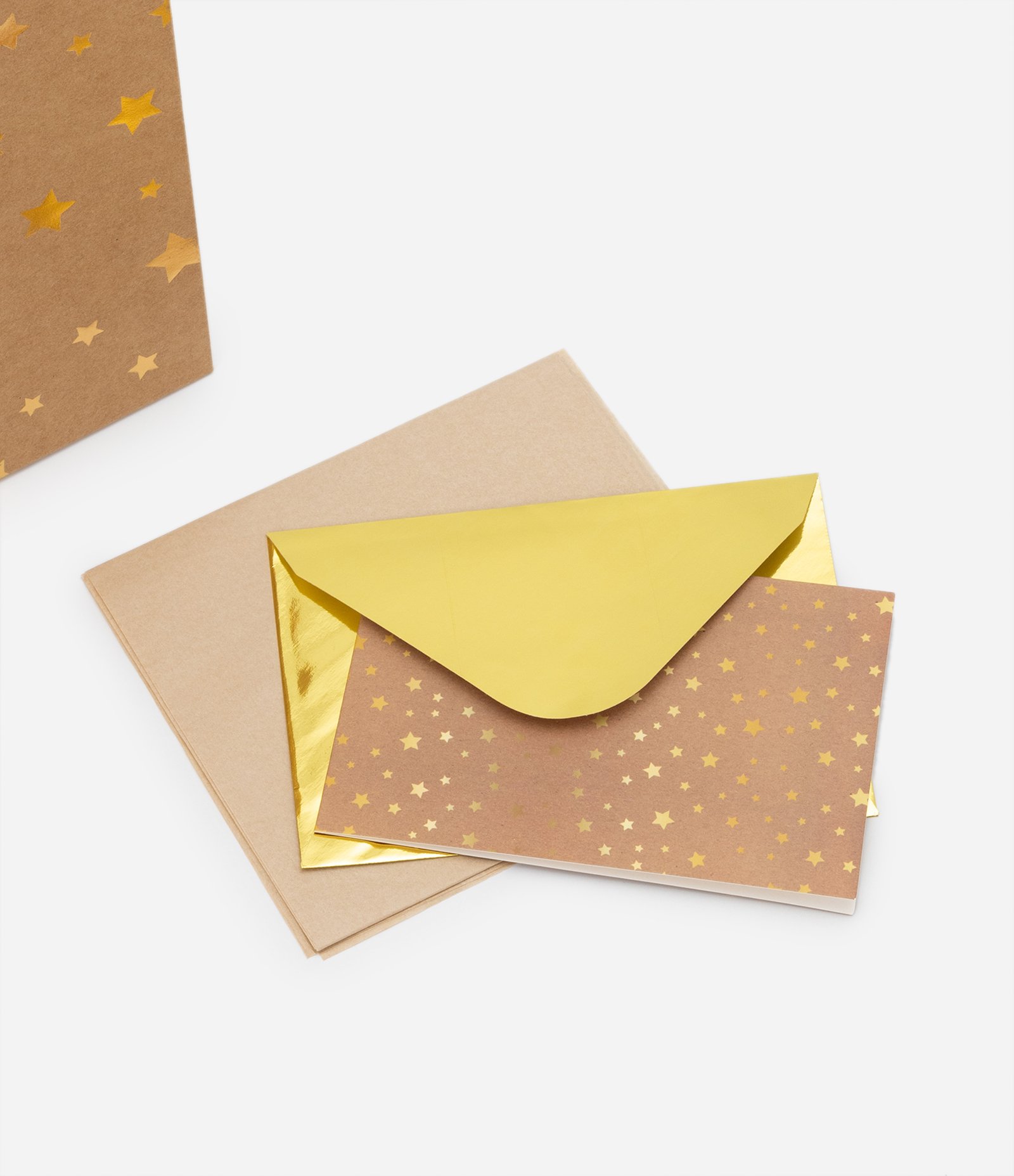 Embalagem de Presente Pequena com Estampa de Estrelinha e Cartão Marrom 4