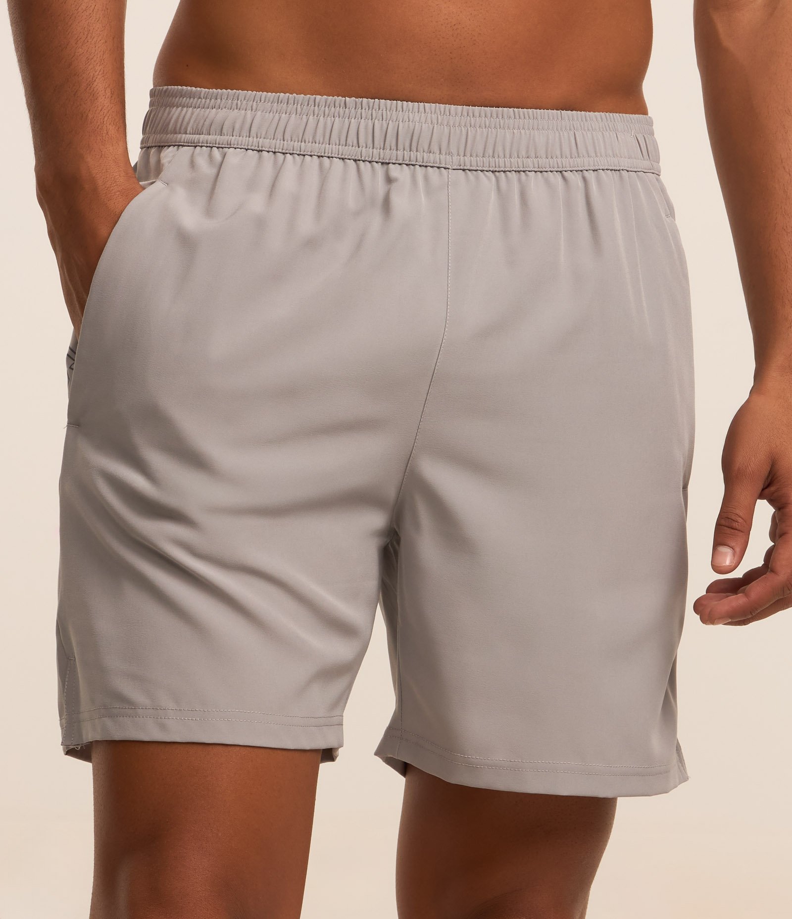 Bermuda Esportiva com Cordão Interno e Lettering Refletivo 2