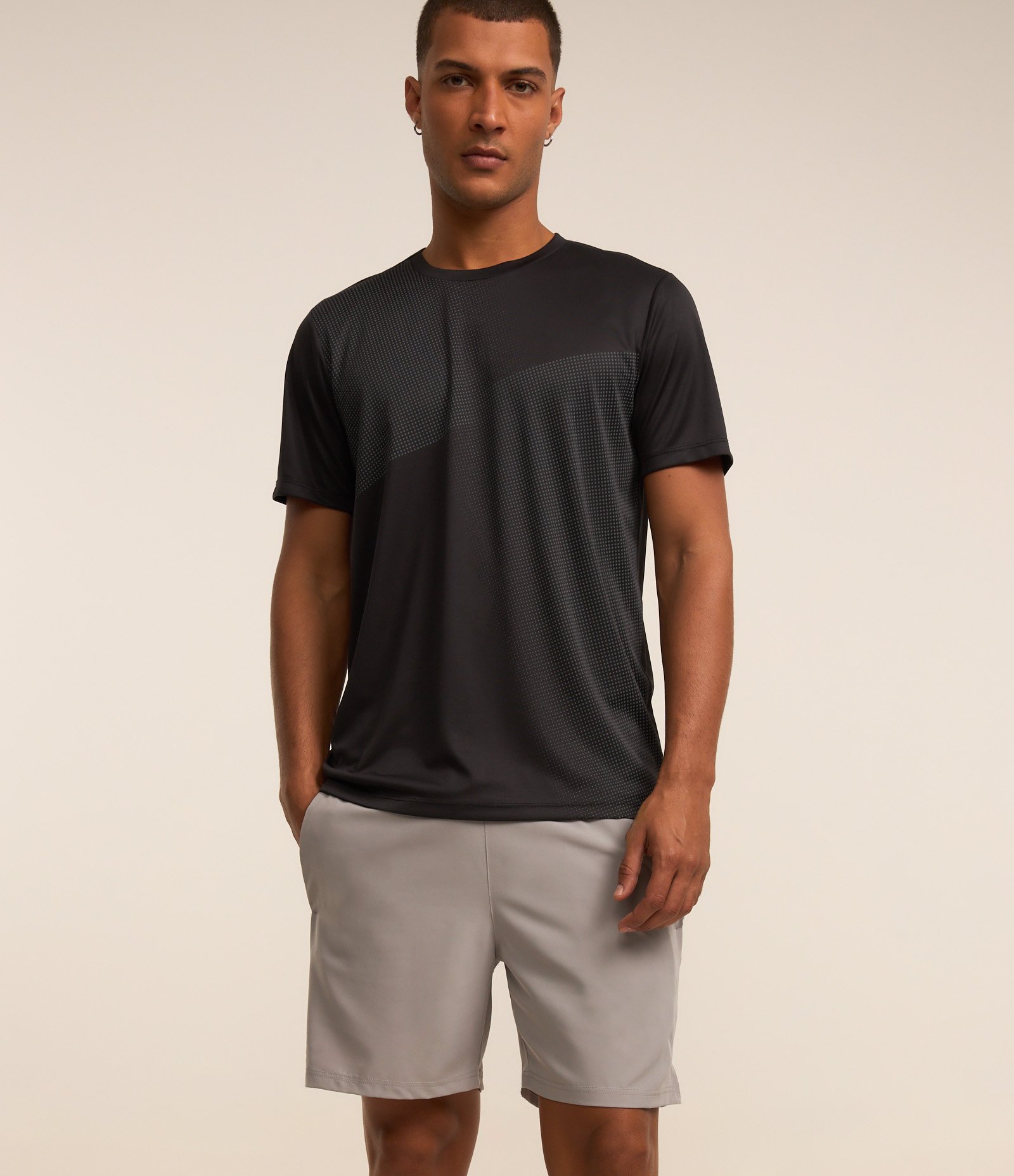 Bermuda Esportiva com Cordão Interno e Lettering Refletivo 4