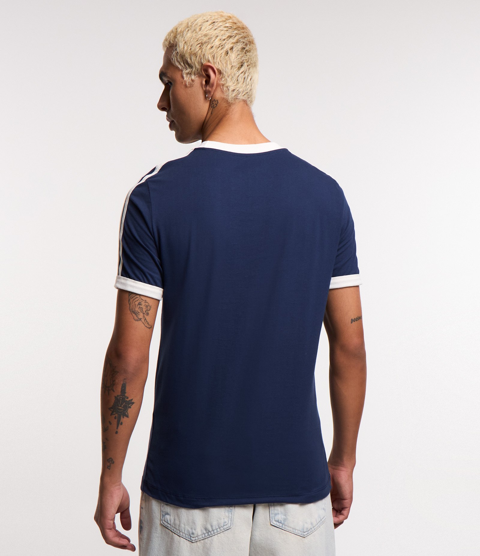 Camiseta Regular em Algodão com Listras nos Ombros 3