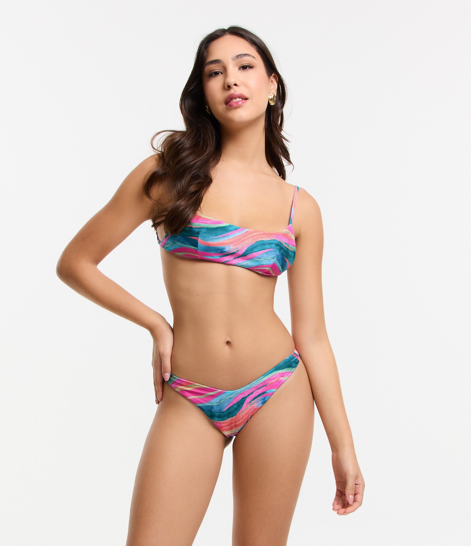 Biquíni Top Camisetinha em Microfibra com Estampa Manchas Multicores 2