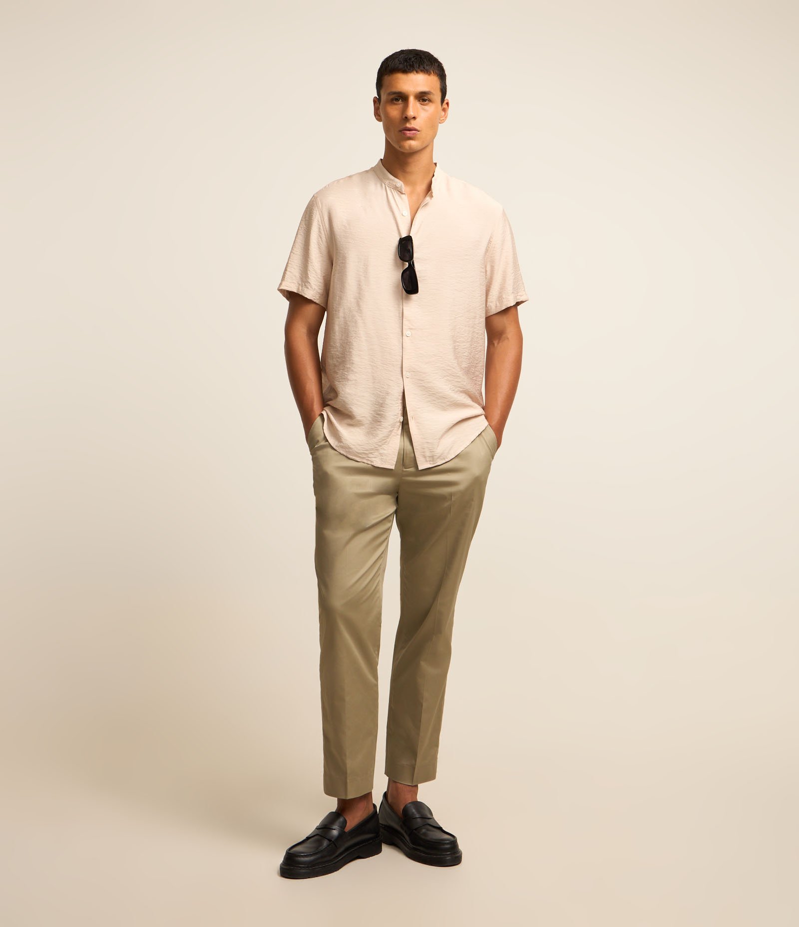 Camisa Slim em Airflow com Gola Padre e Textura Bege 2