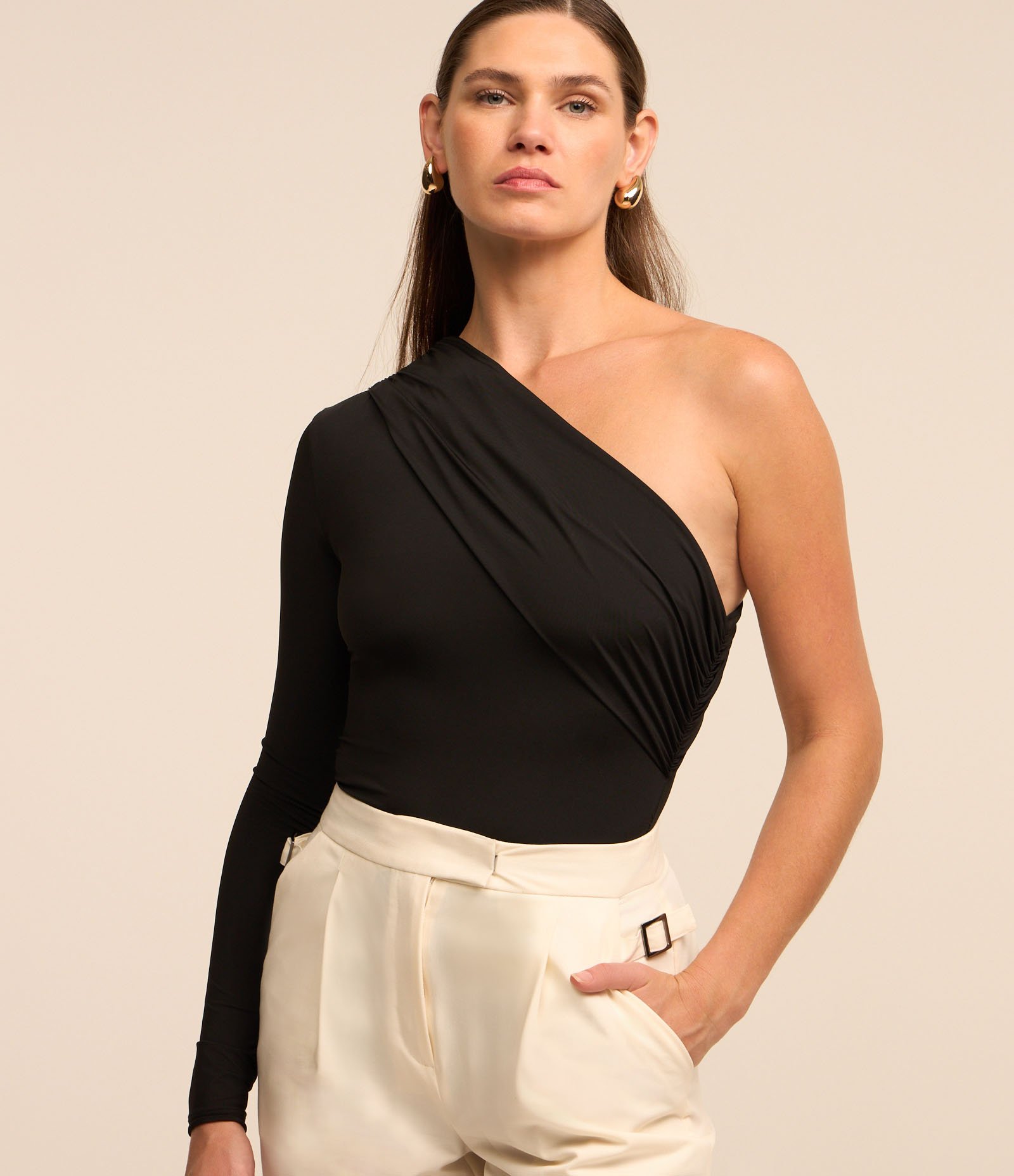 Body Ombro Só em Poliamida com Dobra Franzida Preto 1