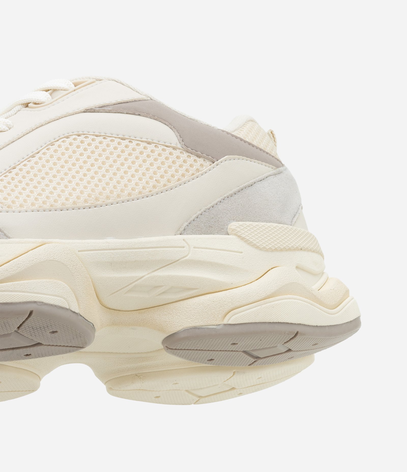 Tênis Dad Sneaker em PU com Recortes e Solado Alto Bege 3