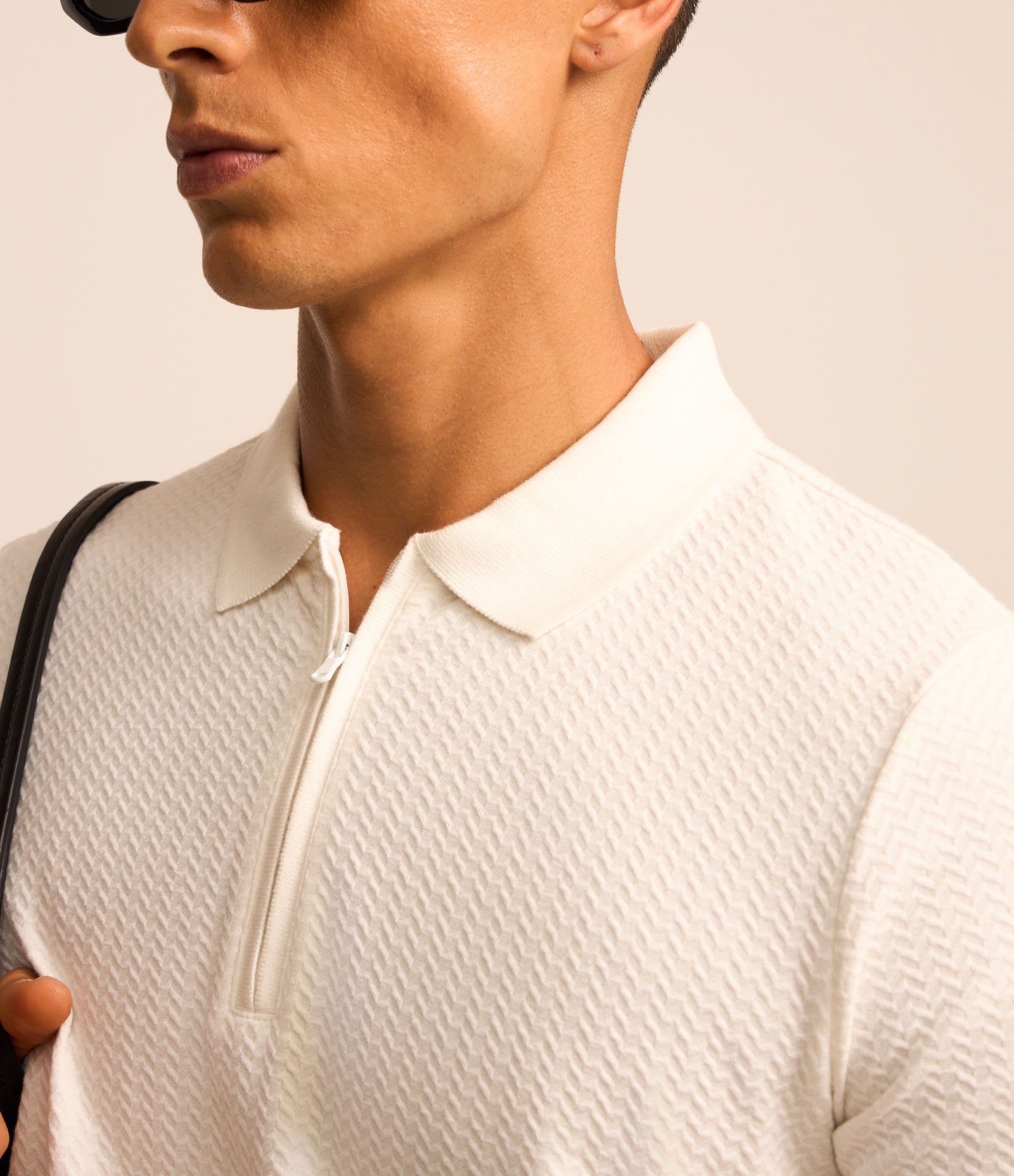 Camisa Polo Slim em Algodão com Textura e Zíper Branco Neve 5