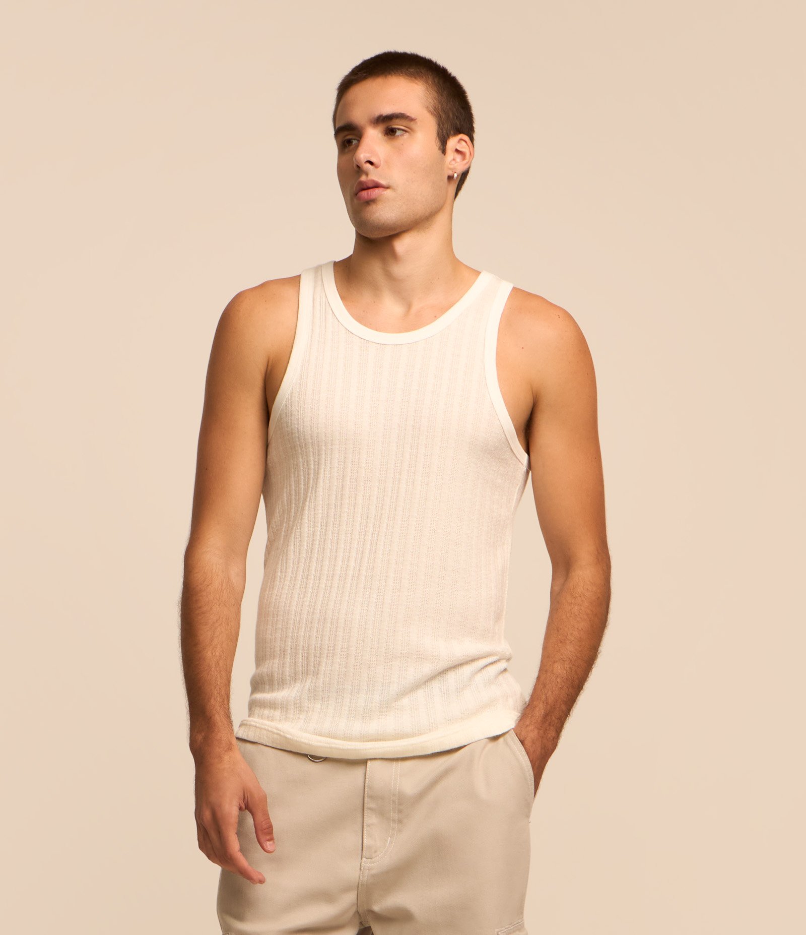 Regata em Viscose com Textura Muscle Cloud Dancer 1