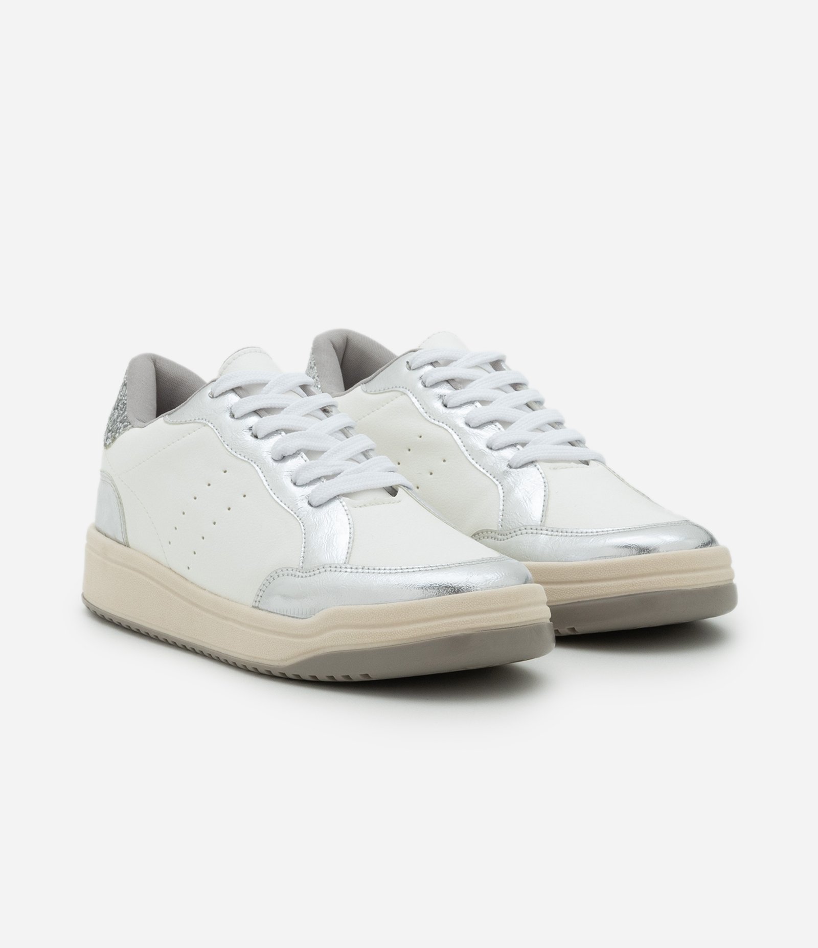 Tênis em Pu com Glitter e Sola Caixa Baixa Branco 2