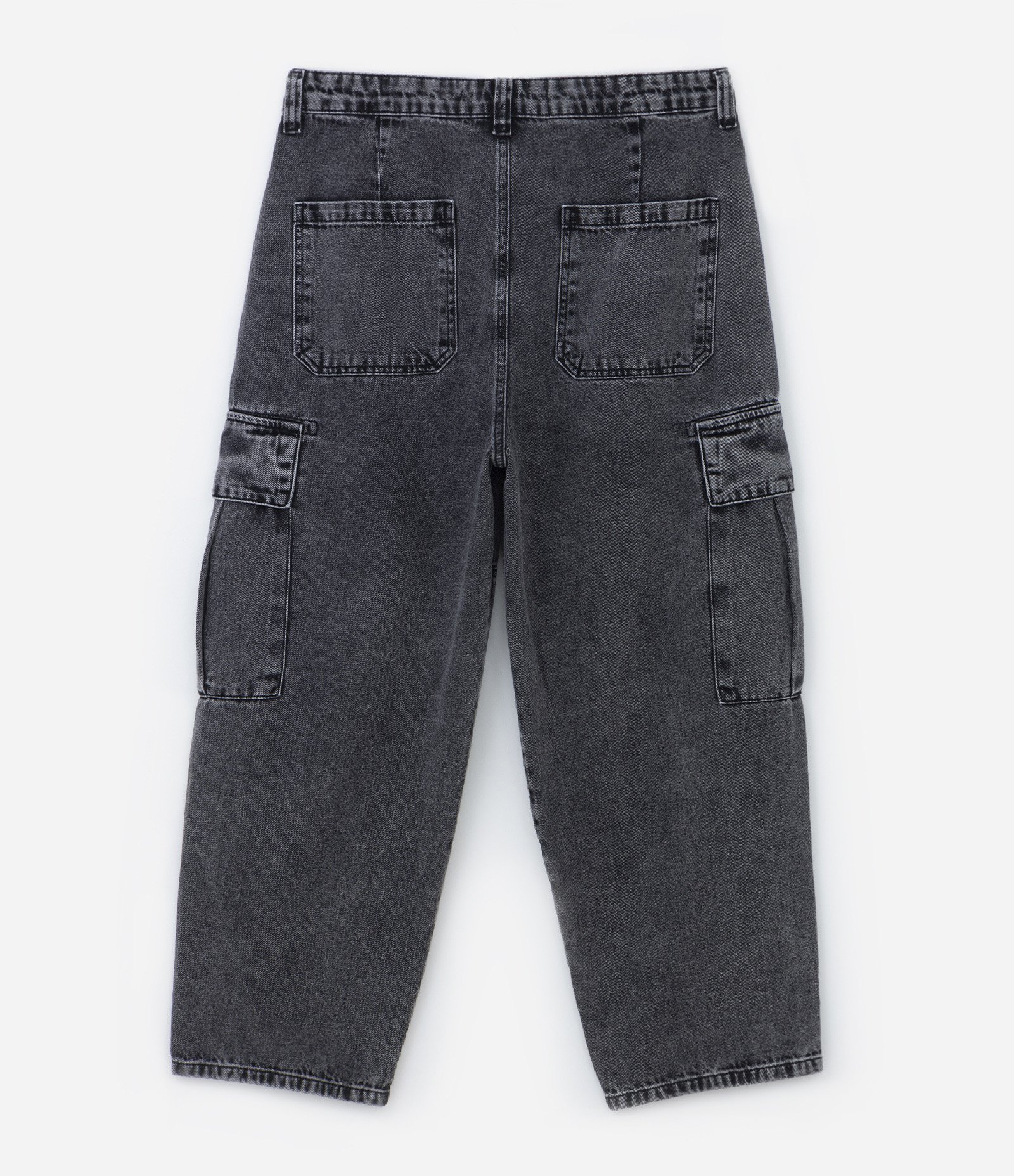 Calça Skater em Jeans com Bolsos Cargo Preto 6