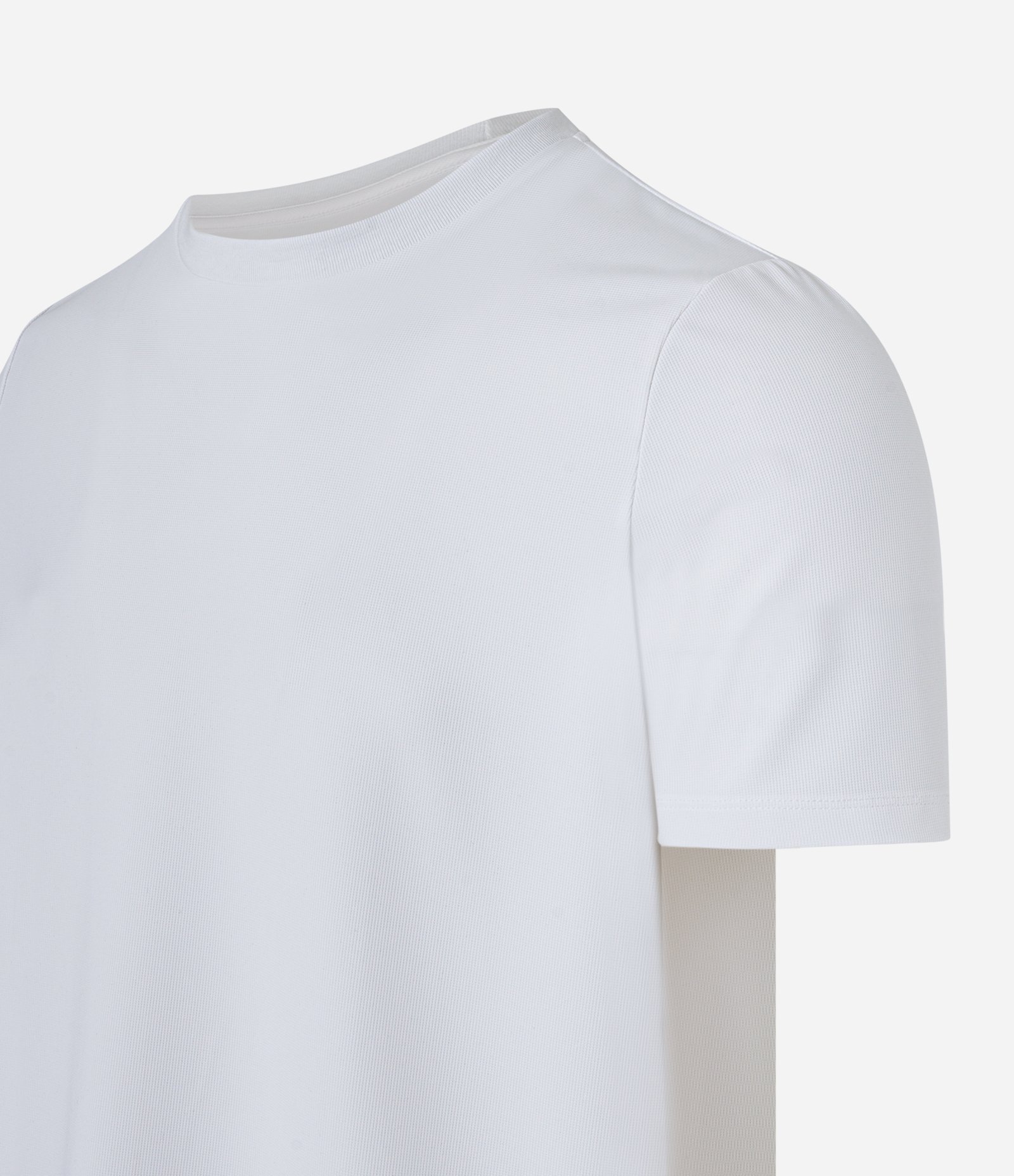 Camiseta Slim Maquinetada Performance com Gola Redonda Branco 9