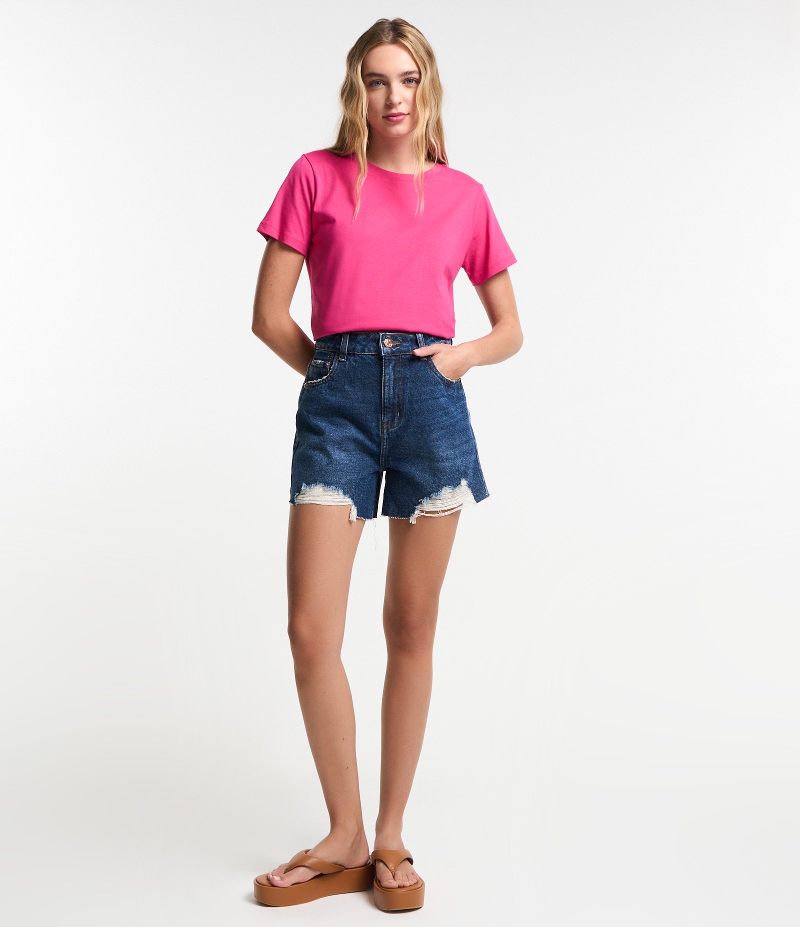 Camiseta Básica em Algodão com Manga Curta Rosa Pink 3