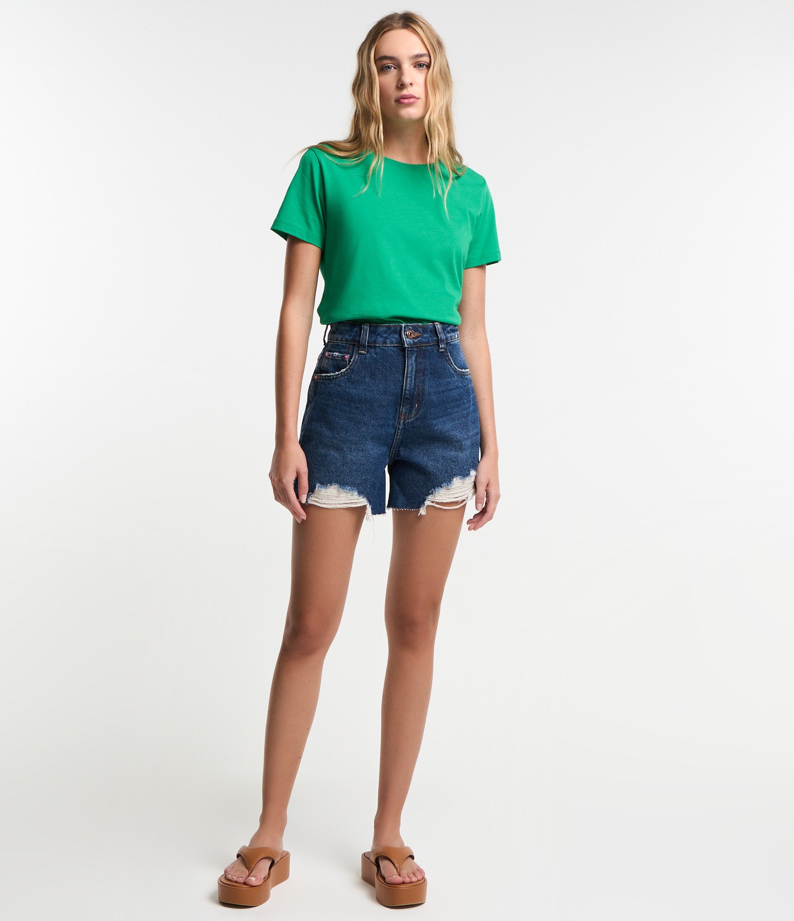 Camiseta Básica em Algodão com Manga Curta 3