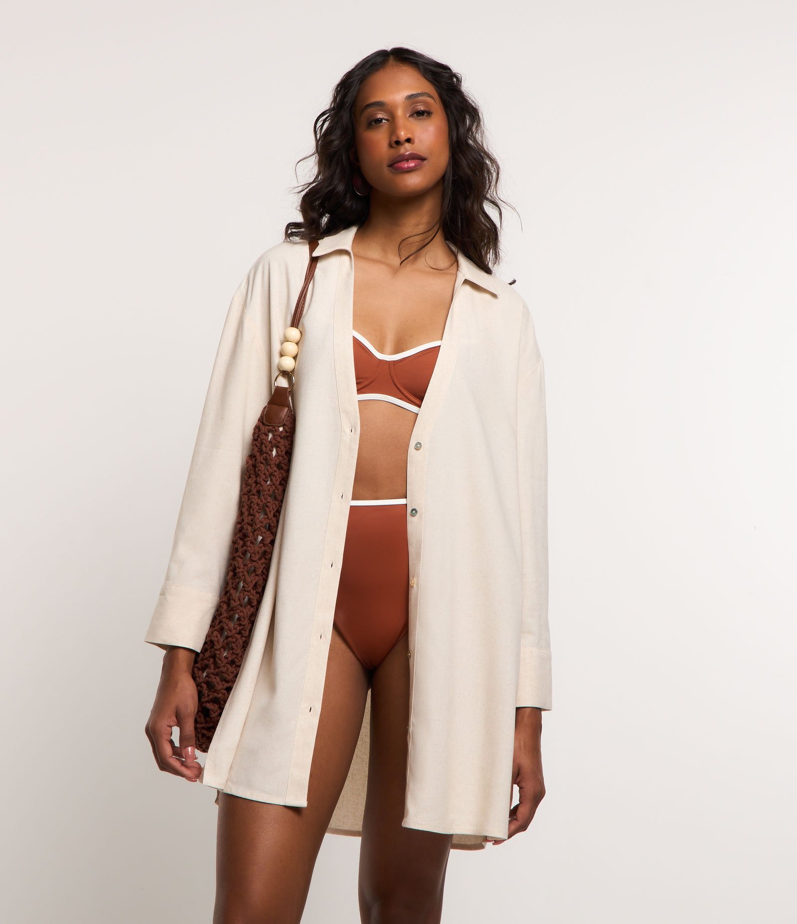 Saída de Praia Camisa em Viscolinho Bege 2