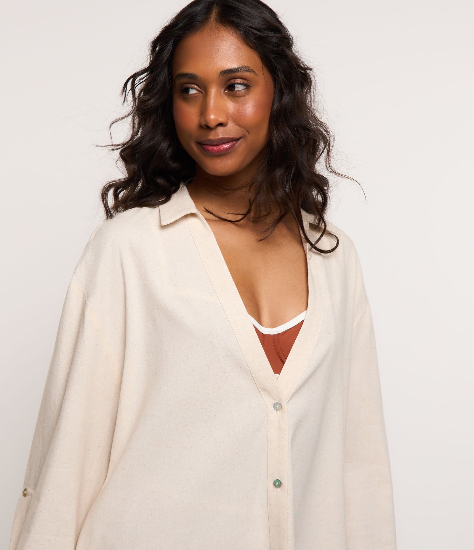 Saída de Praia Camisa em Viscolinho Bege 4