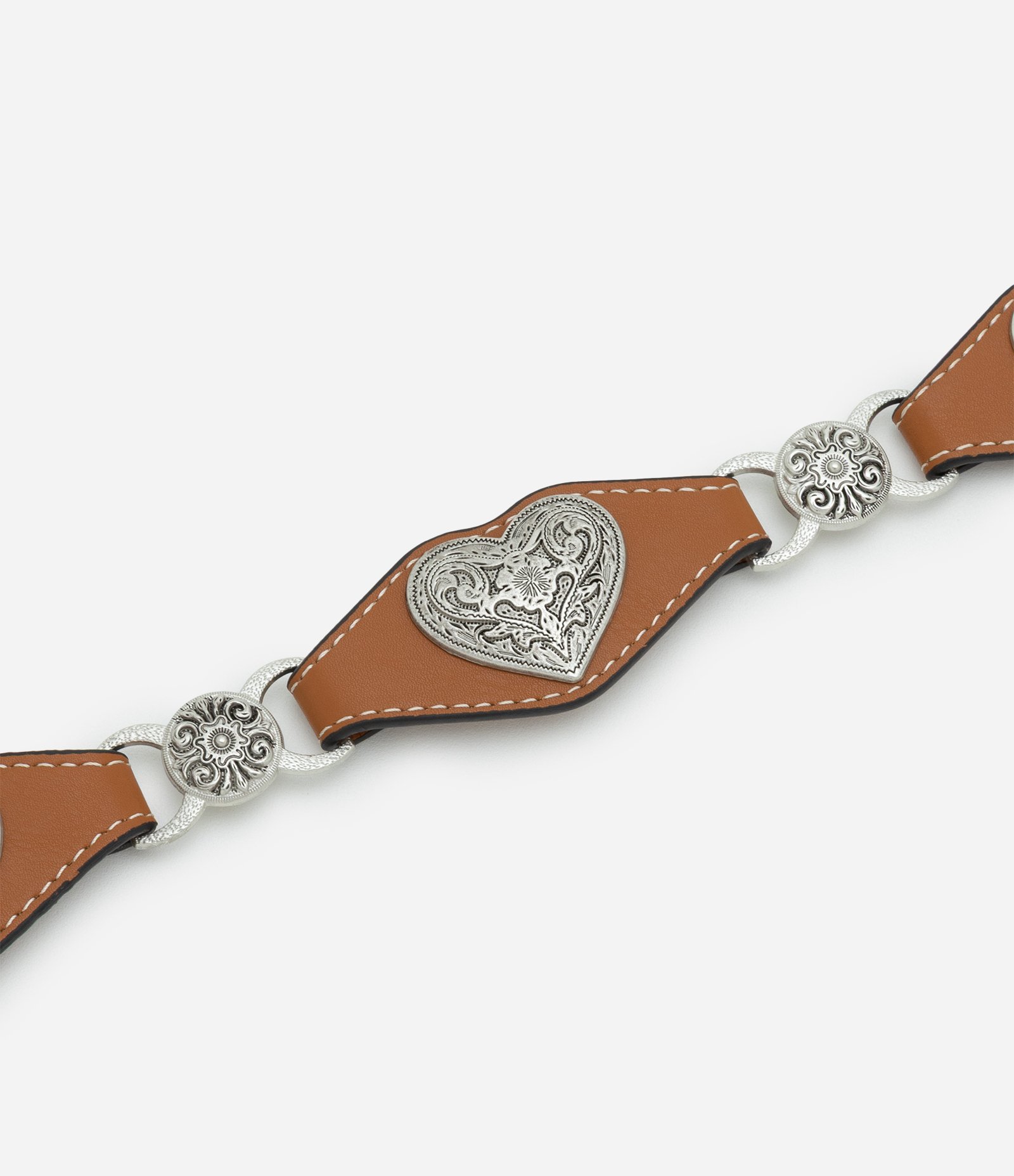 Cinto Estreito em PU com Elos e Detalhe em Coração Marrom e Prata 3