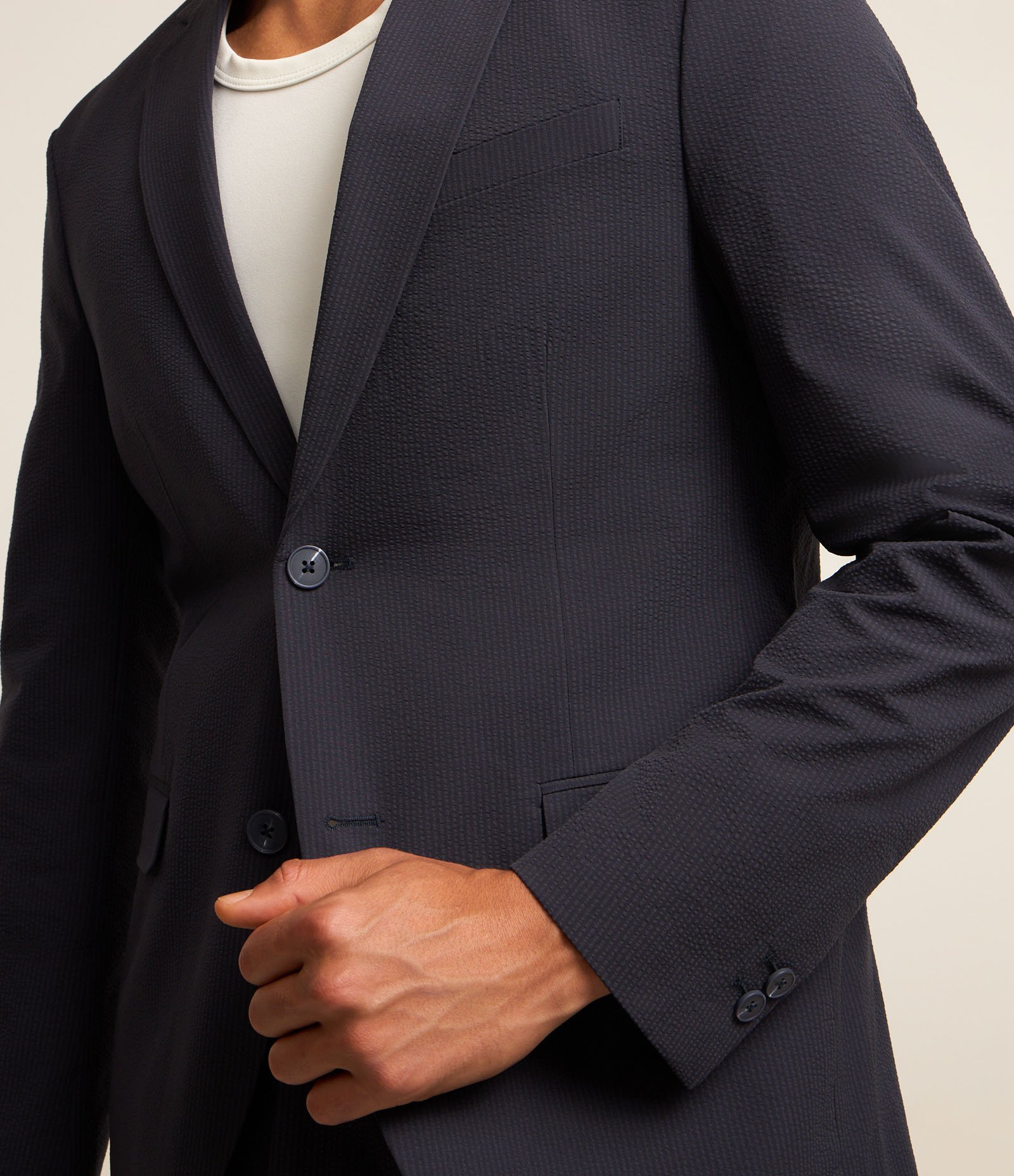 Blazer em Ana Ruga Easy Care com Textura e Gola com Lapela Cinza 4