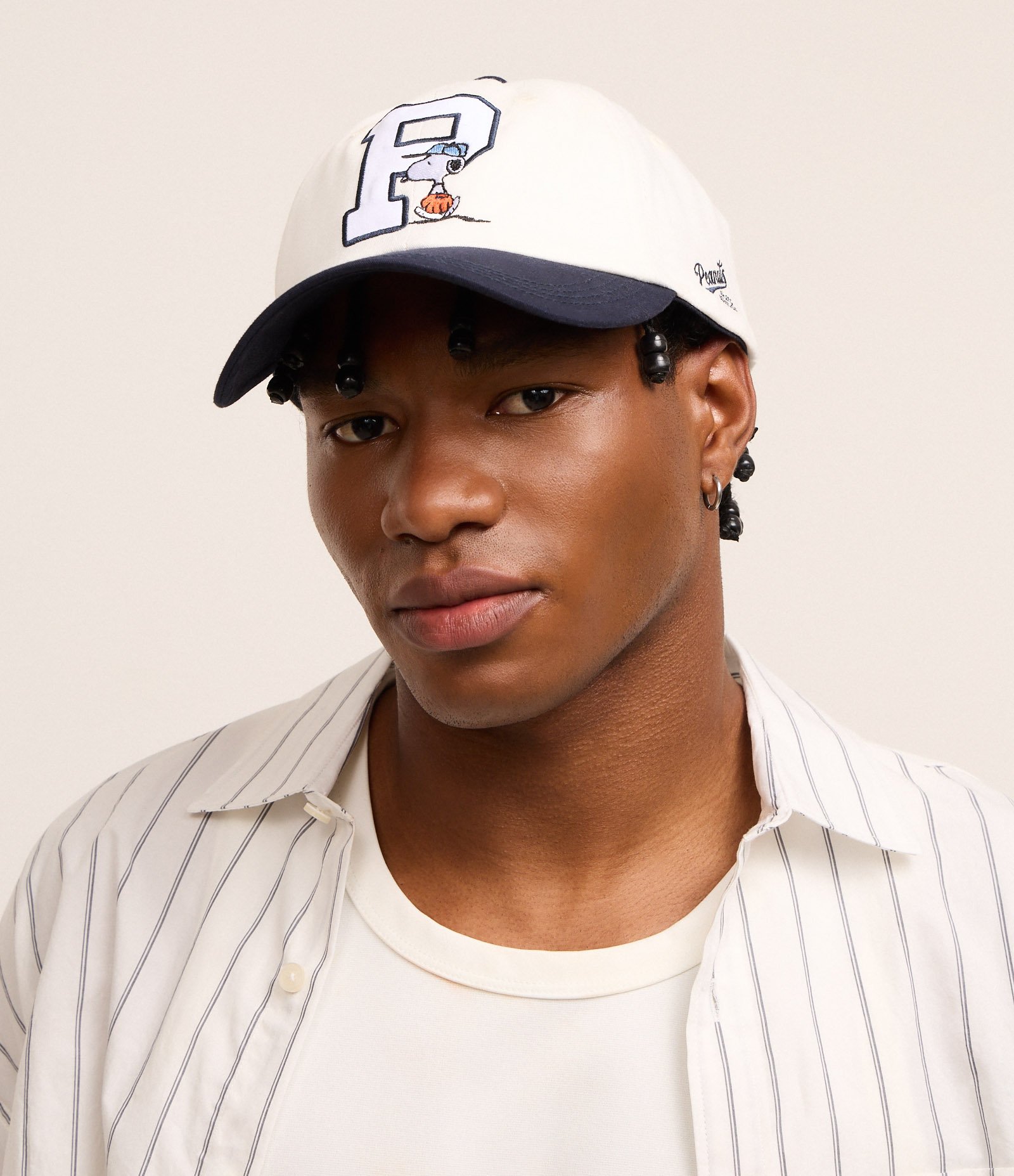 Boné em Sarja 06 Panel com Bordado Snoopy Baseball Branco 1