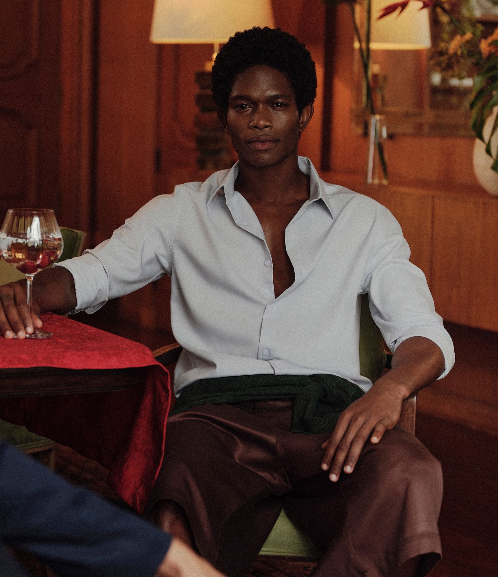 Camisa com Tecnologia Repelente a Água com Gola Lapela Azul 1