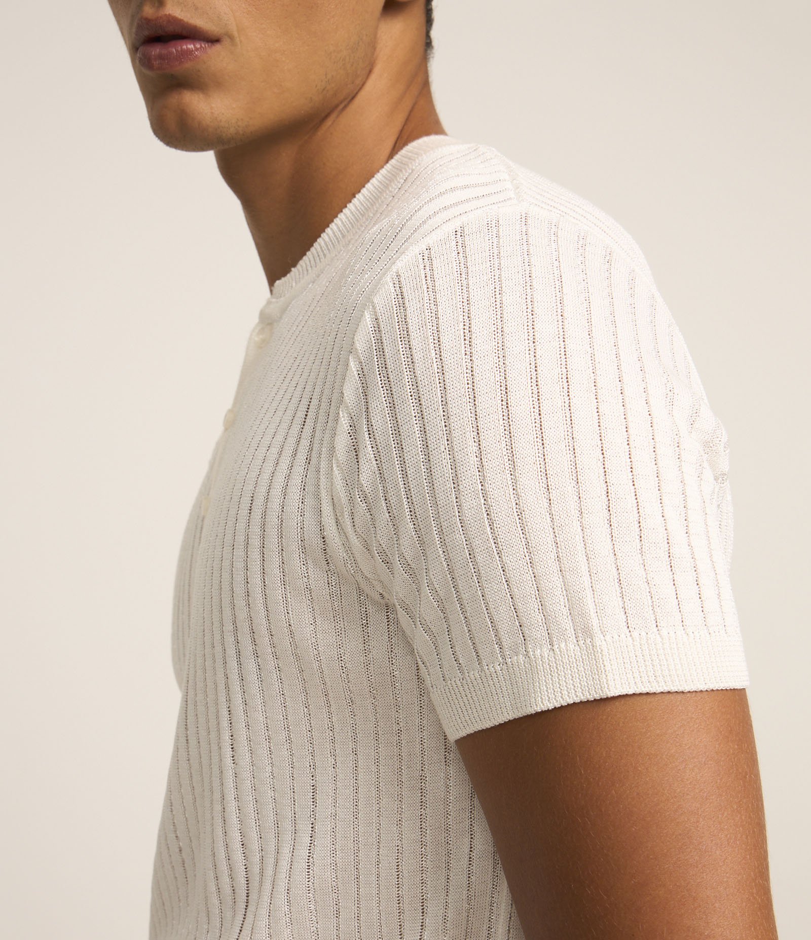 Camisa Polo Canelada com Gola Padre Branco 5