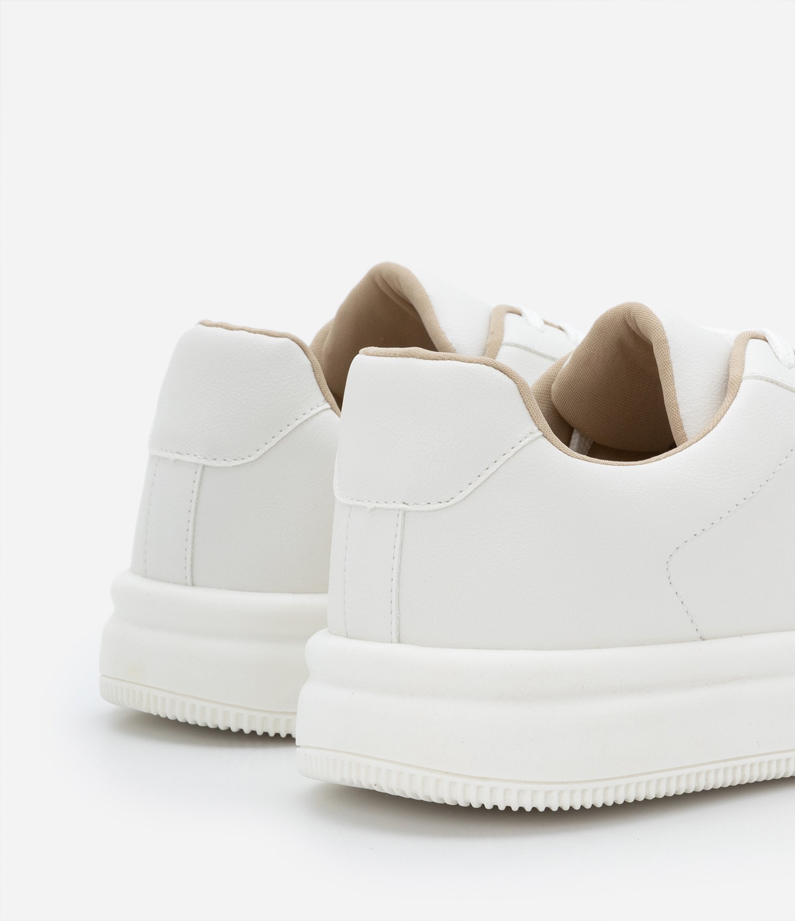 Tênis Casual em PU com Solado Bold Branco 3