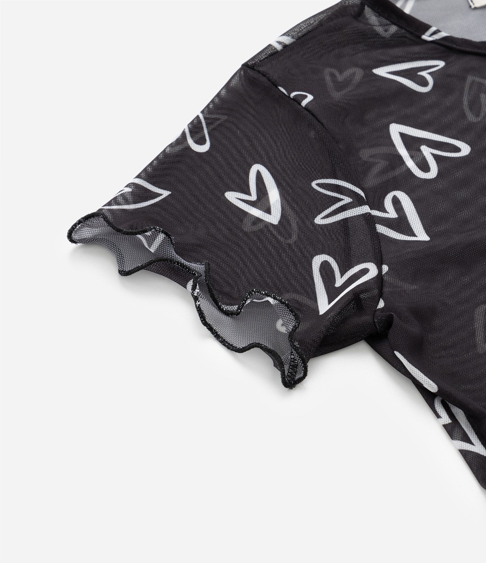 Vestido Infantil com Sobreposição em Tule e Estampa Corações - Tam 5 a 14 Anos Preto 4