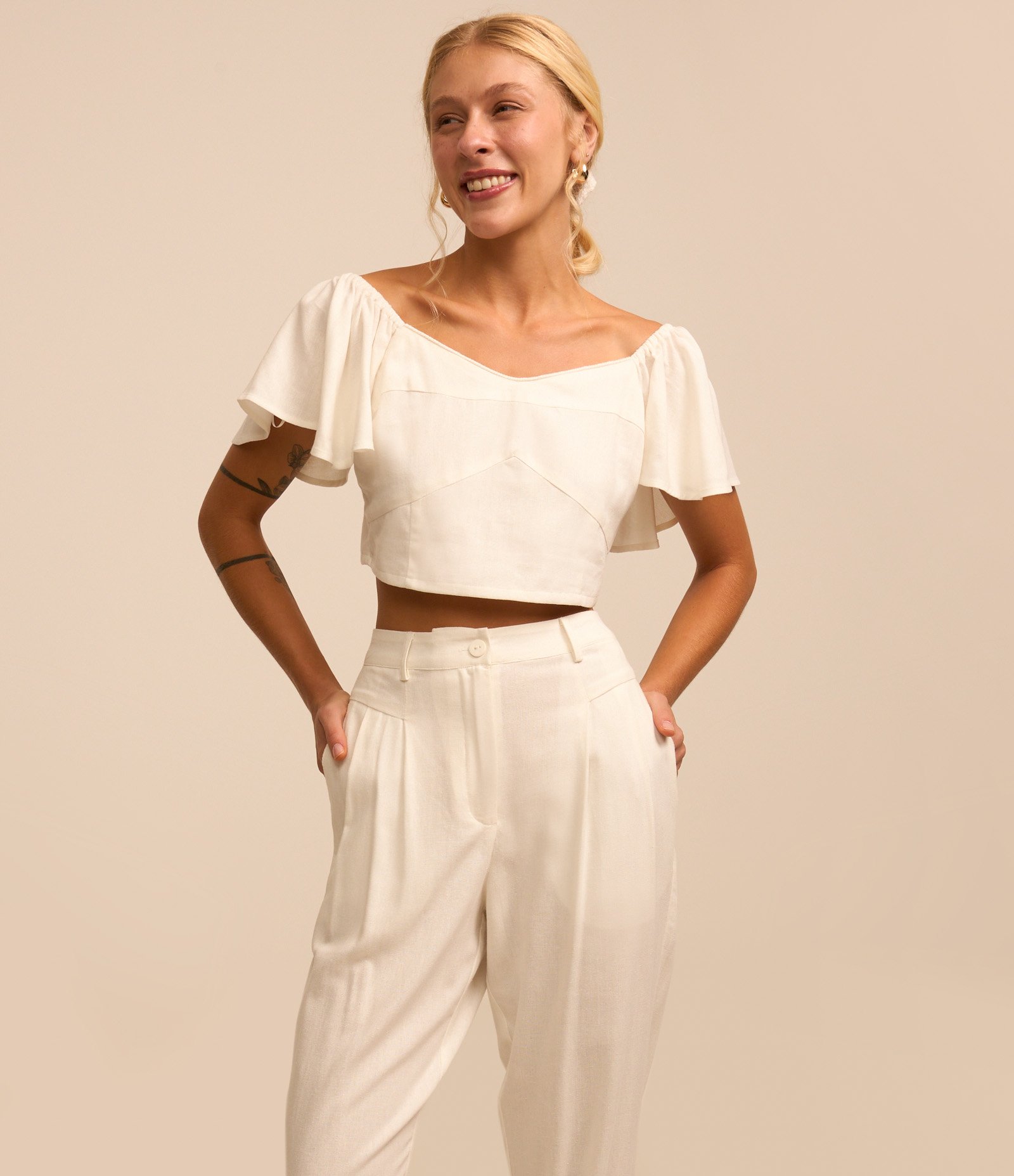 Calça Cenoura em Viscose e Linho com Bolsos Branco 2