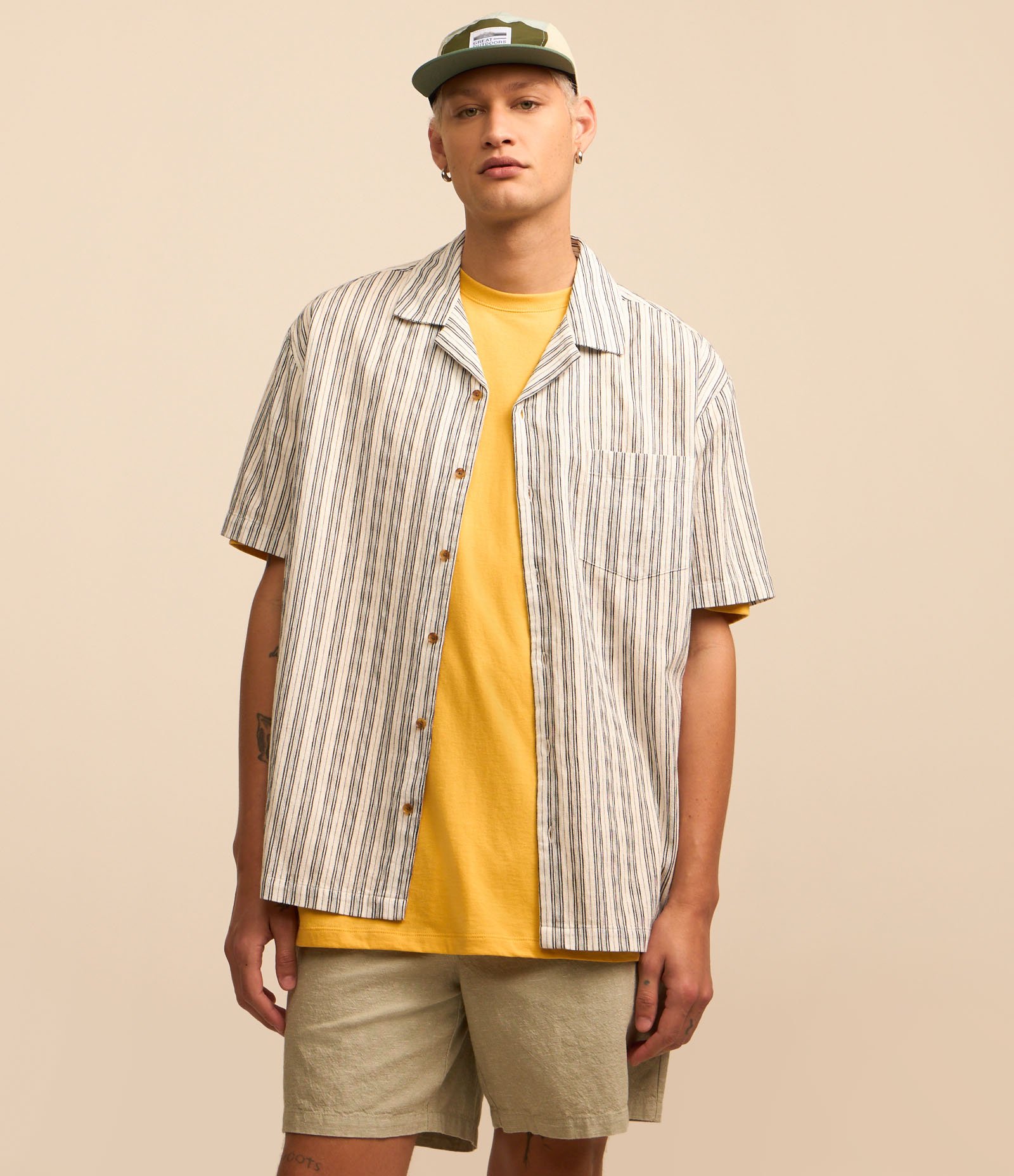 Bermuda em Algodão com Cós Elástico e Textura Bege 2