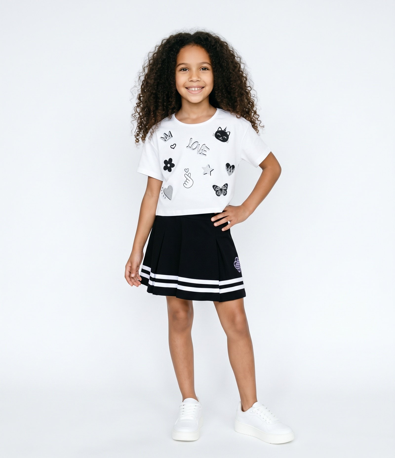 Camiseta Relaxed com Estampa de Doodles - Tam 5 a 14 Anos Branco Neve 1