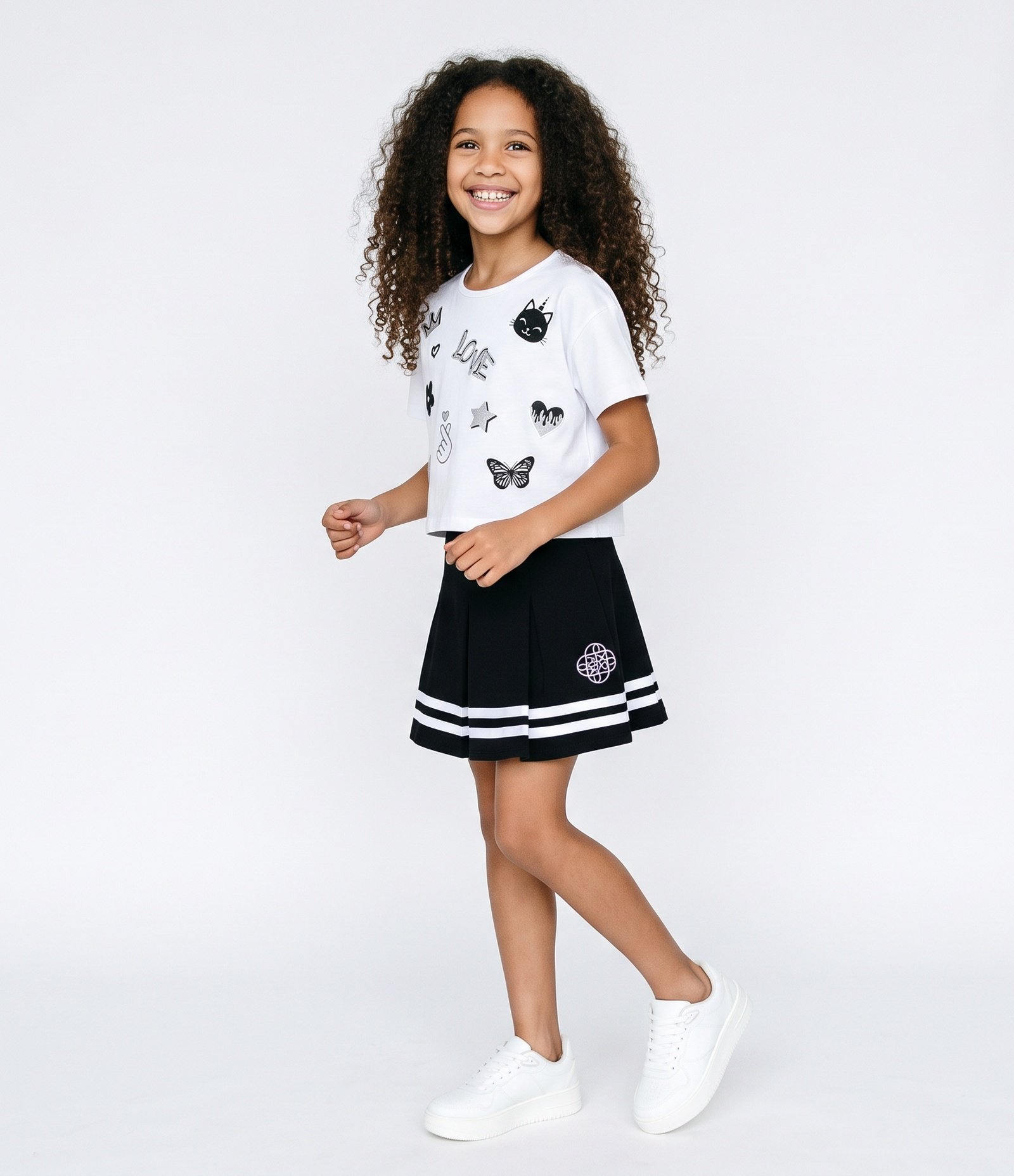 Camiseta Relaxed com Estampa de Doodles - Tam 5 a 14 Anos Branco Neve 2