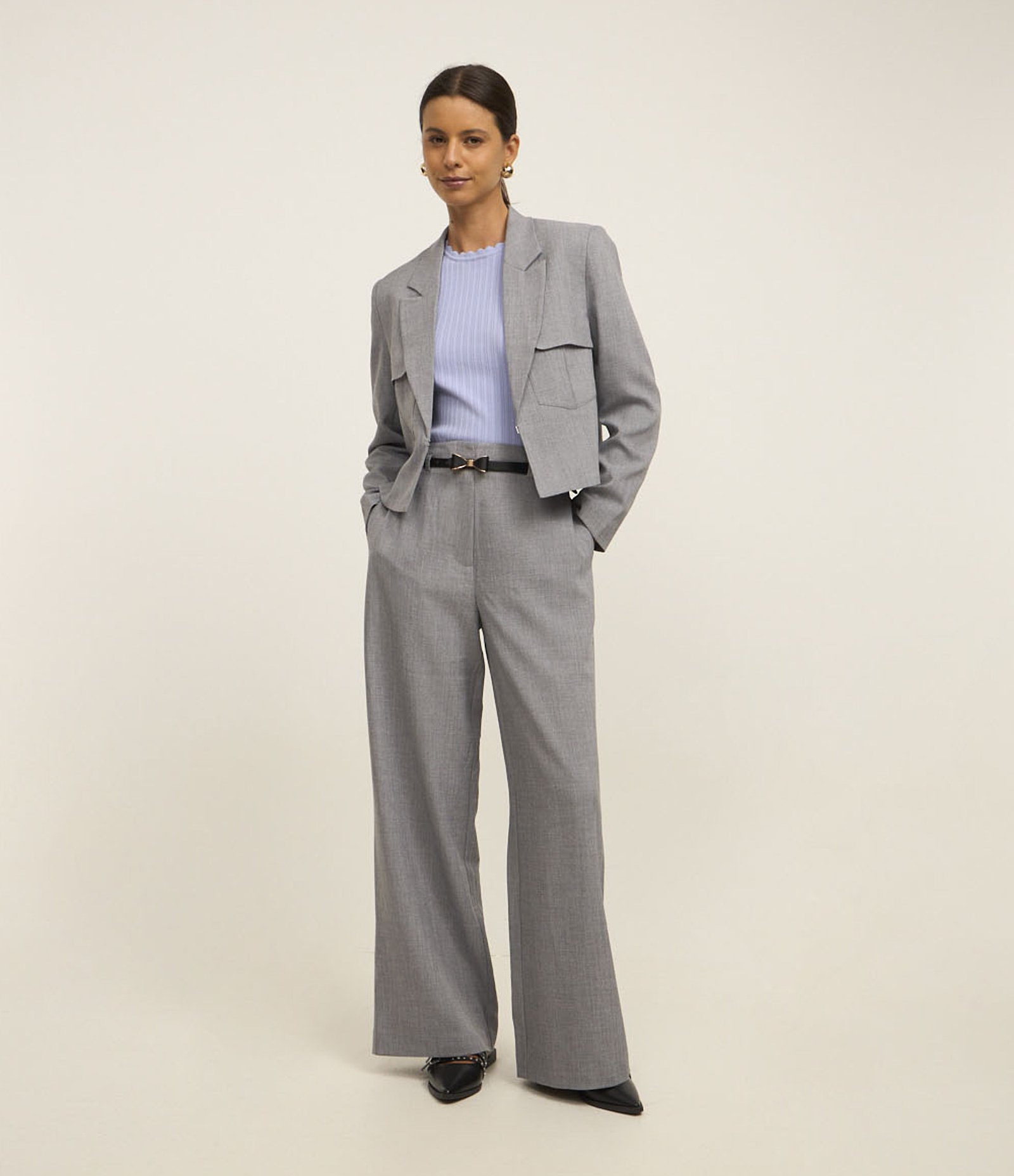 Blusa em Tricô Canelado com Detalhe Ondulados Lilás 3