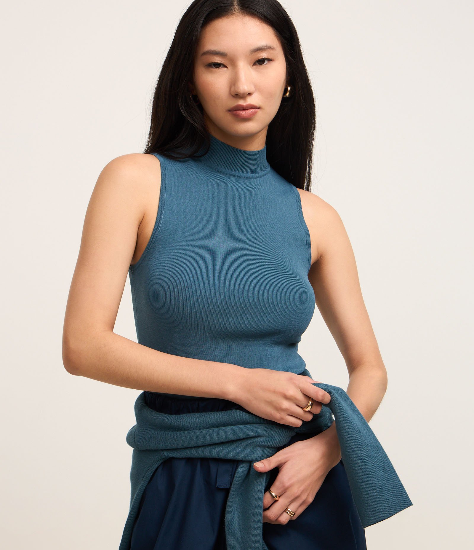 Blusa em Tricô com Golinha e Textura Canelada Azul 1