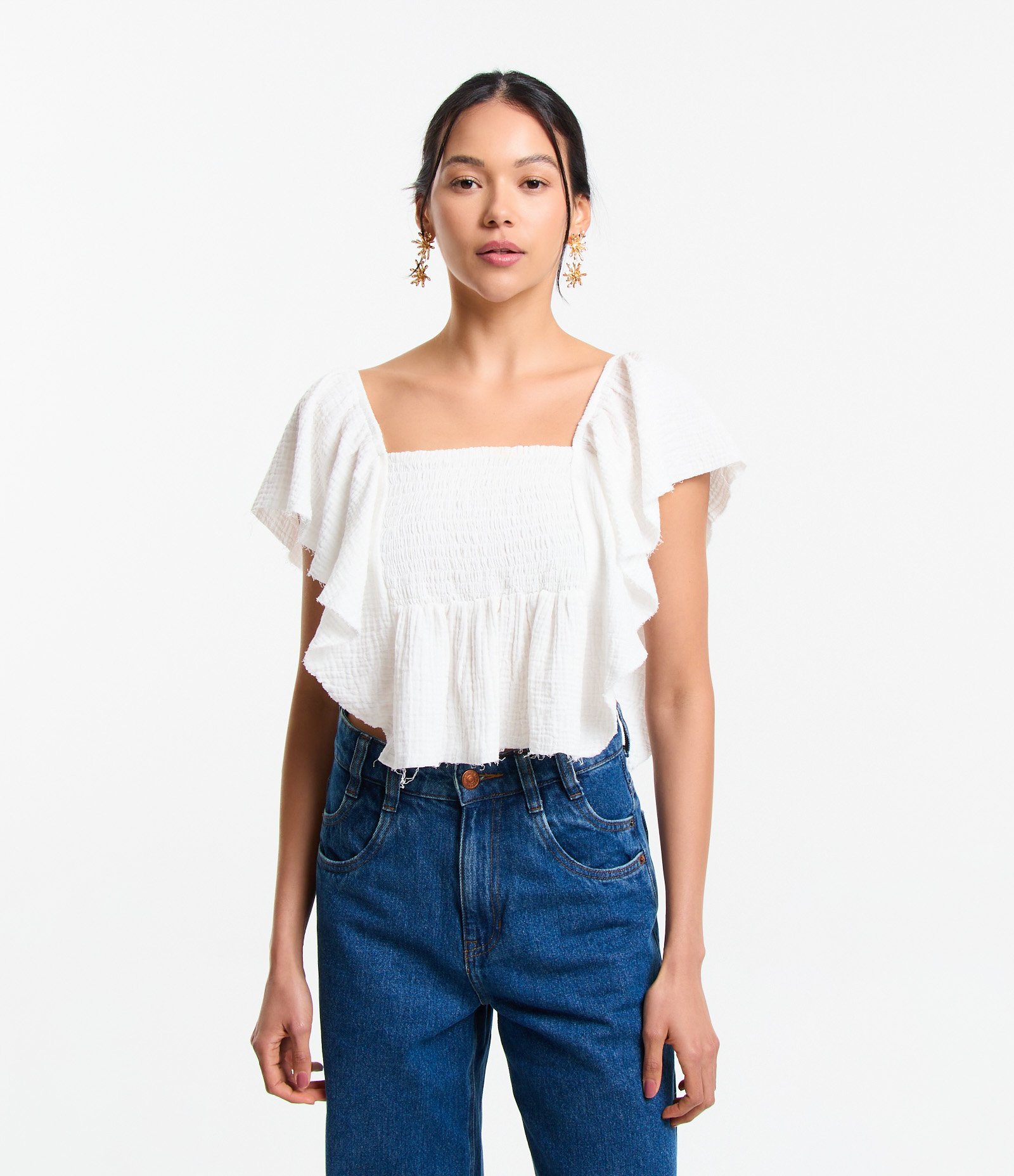 Blusa Bata Curta Texturizada com Lastex e Babados Branco 1