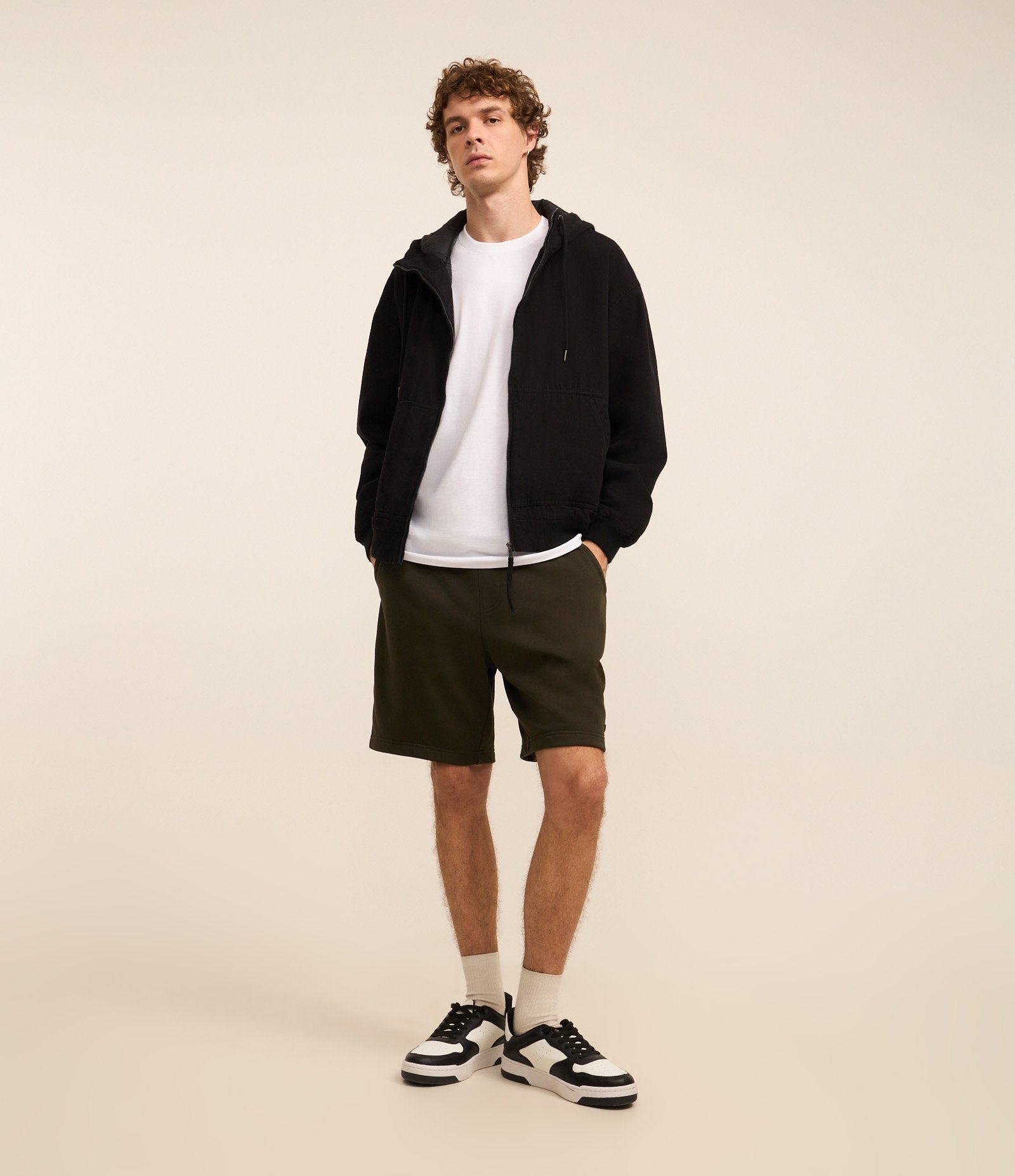 Bermuda Básica em Moletom com Cós Elástico Verde Escuro 1