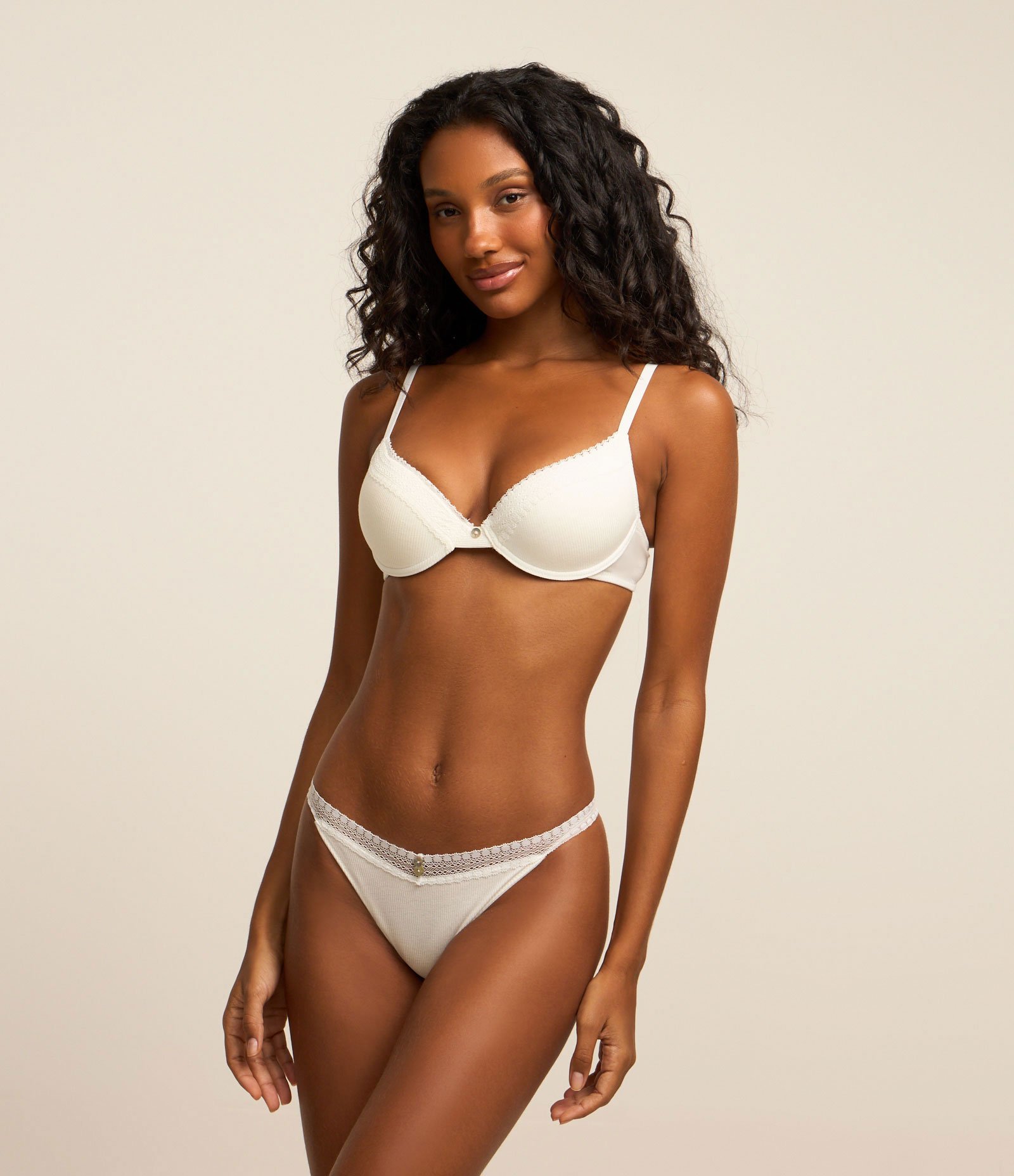 Kit 2 Calcinhas String em Viscose com Textura Comfy Branco 3