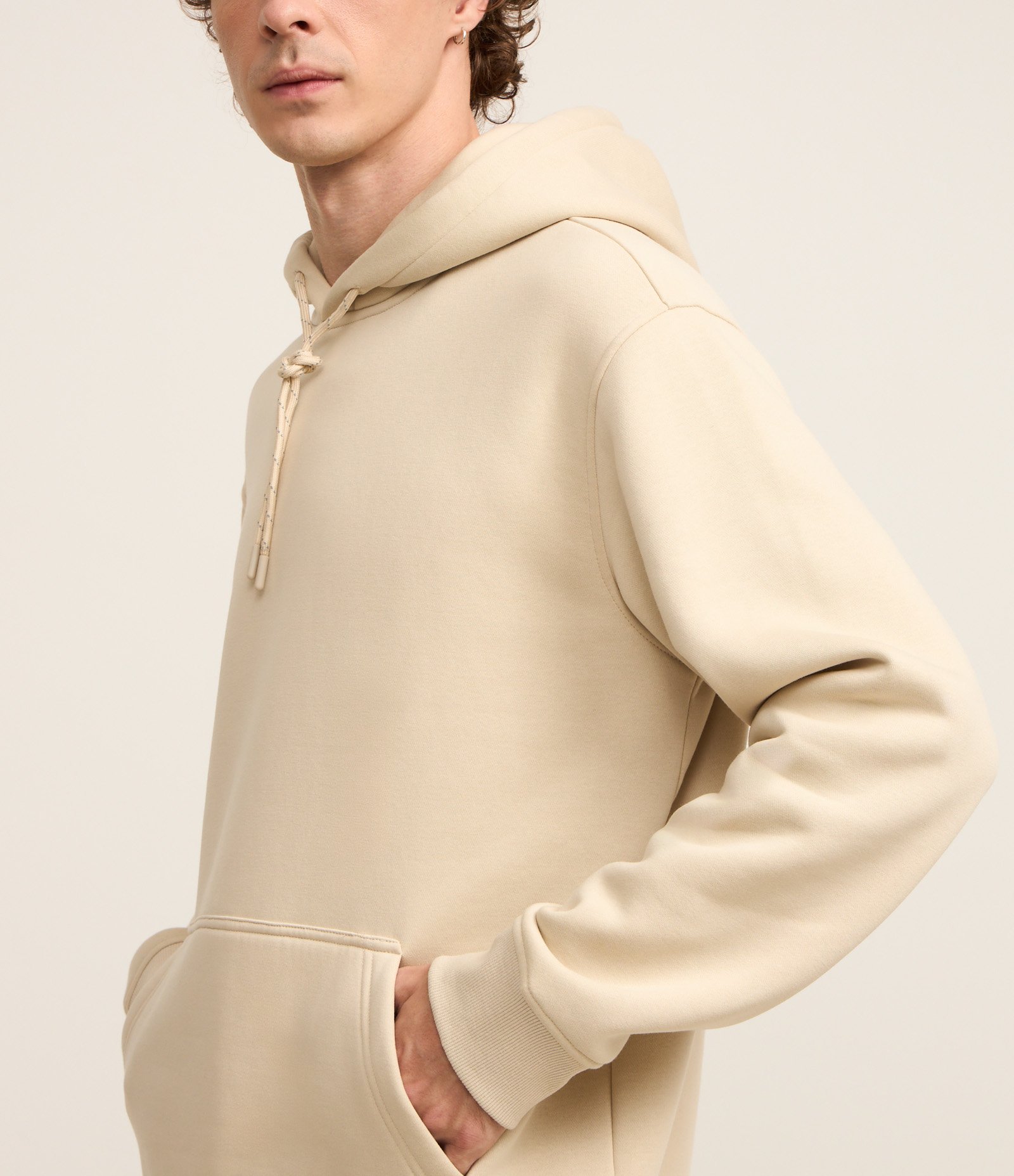 Blusão Fechado Comfort em Moletom com Capuz Bege 3