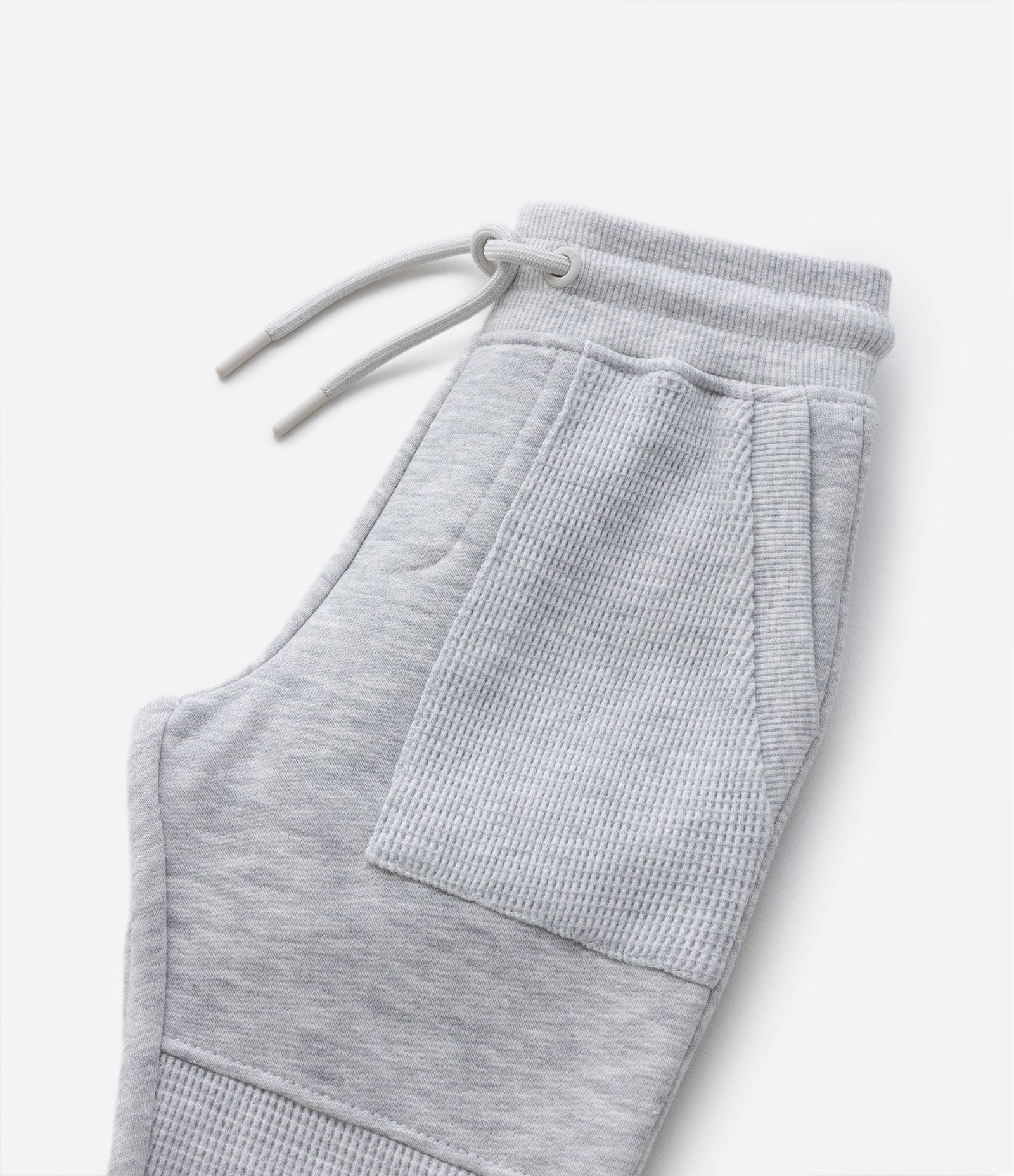 Calça Infantil com Recortes e Texturas - Tam 1 a 6 Anos Cinza 5