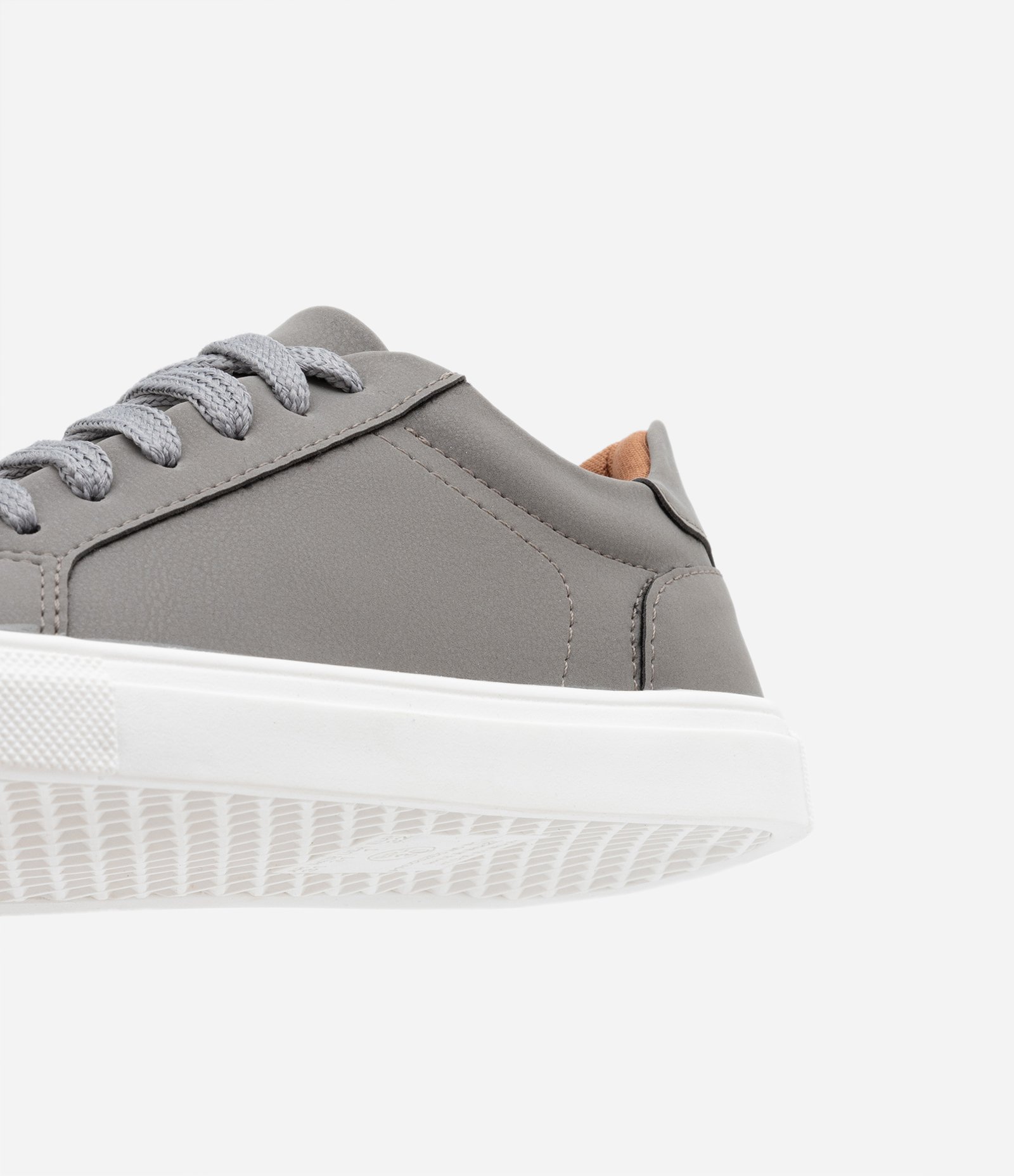 Tênis Casual Infantil em PU com Recortes - Tam 28 ao 35 2