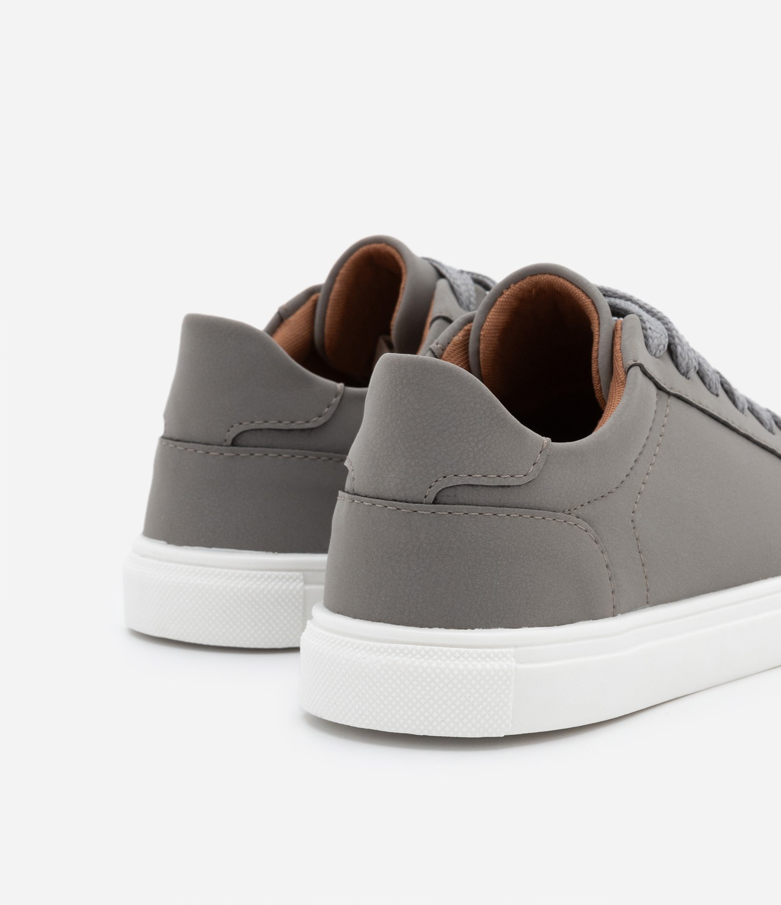 Tênis Casual Infantil em PU com Recortes - Tam 28 ao 35 4