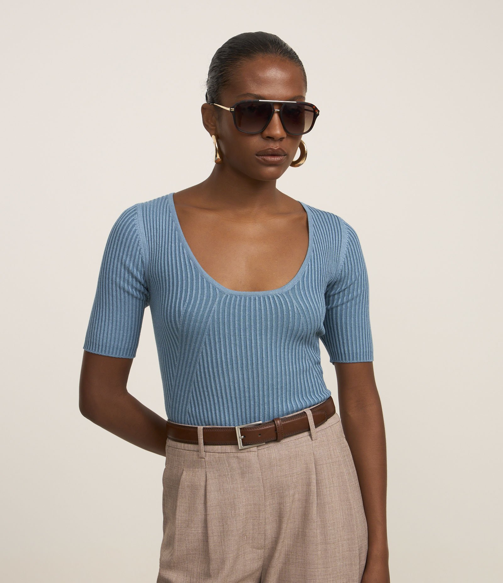 Blusa Canelada em Tricô com Decote U Azul 1