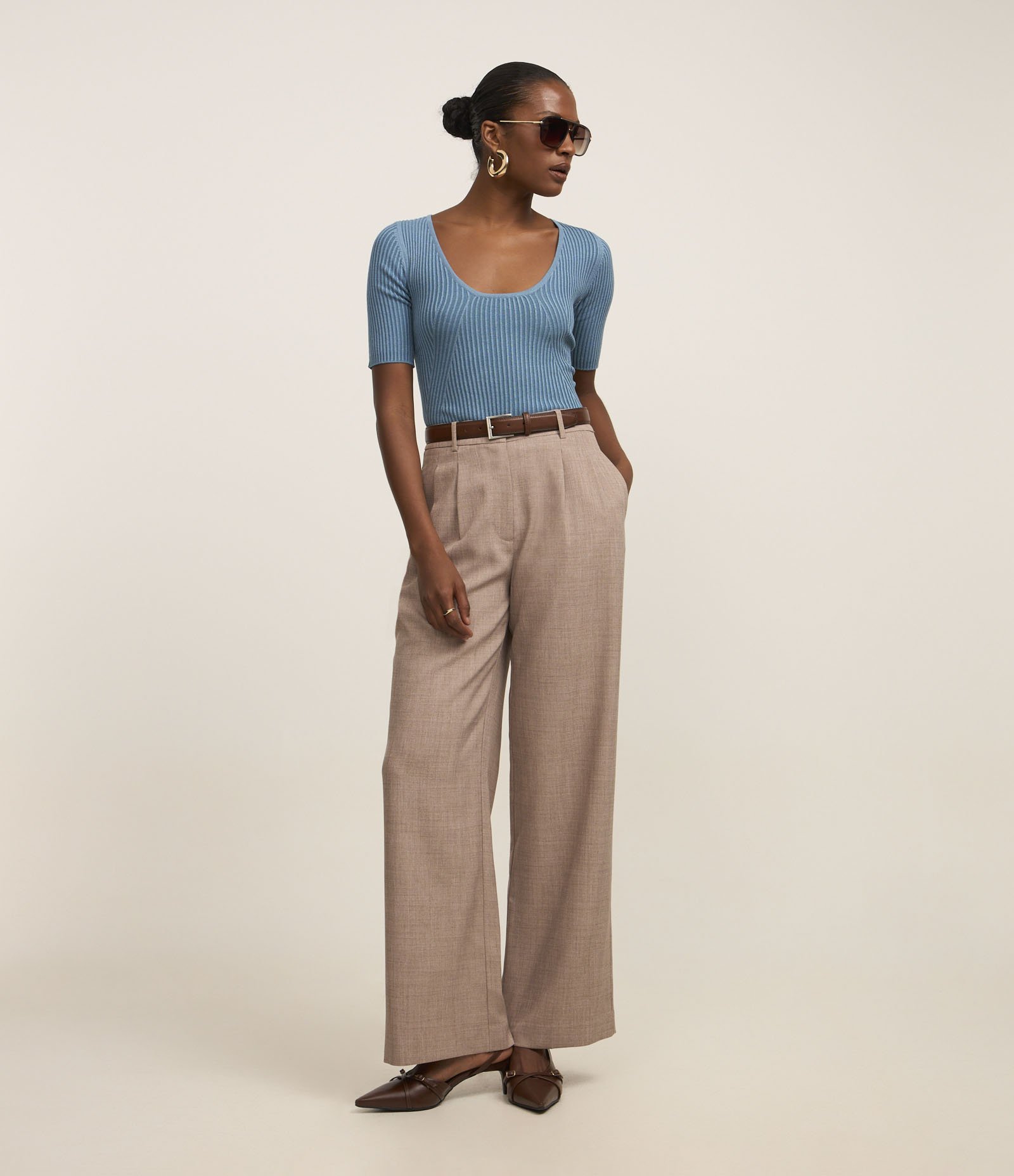 Blusa Canelada em Tricô com Decote U Azul 2