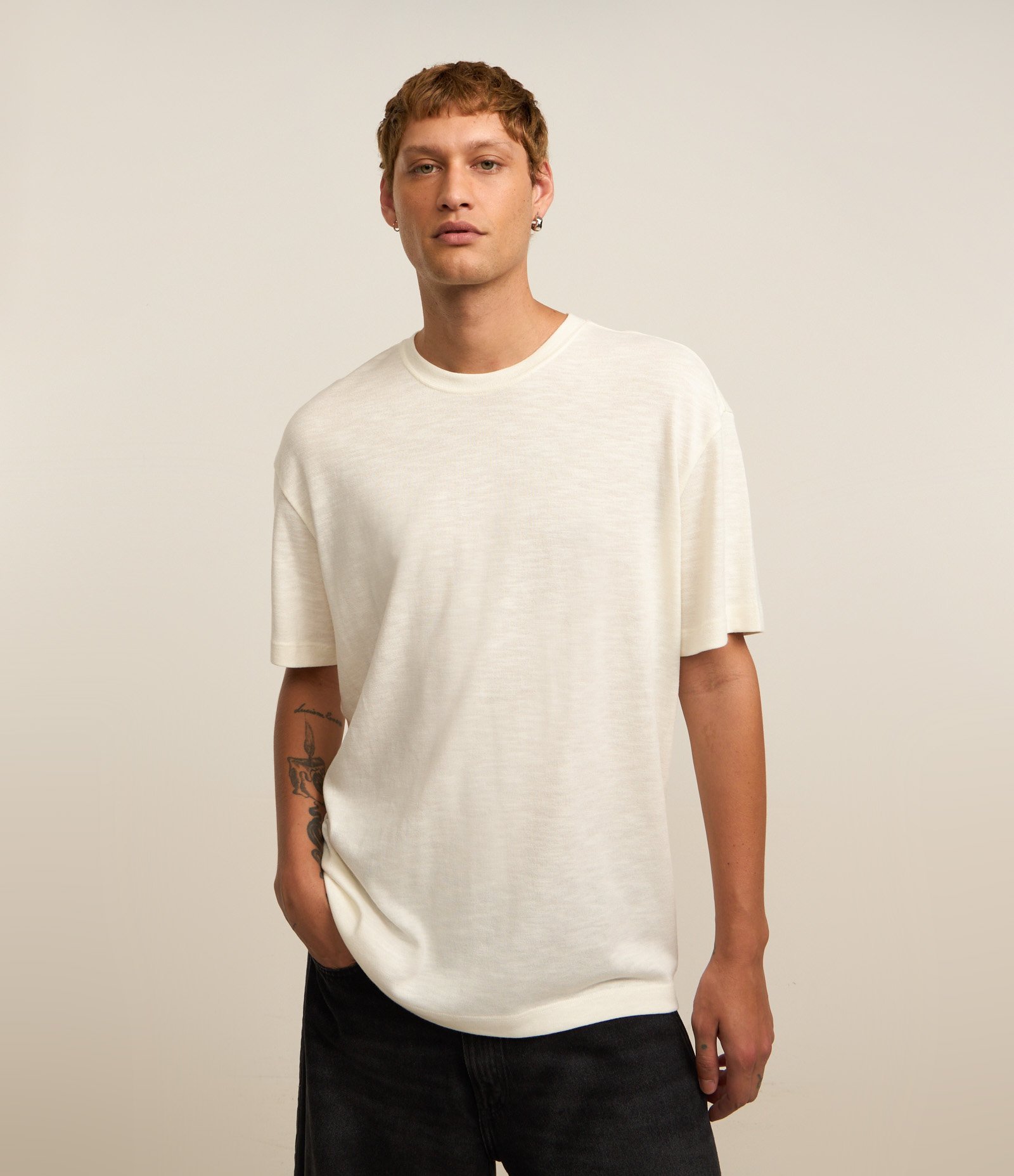 Camiseta Relaxed Básica em Flamê Branco 1