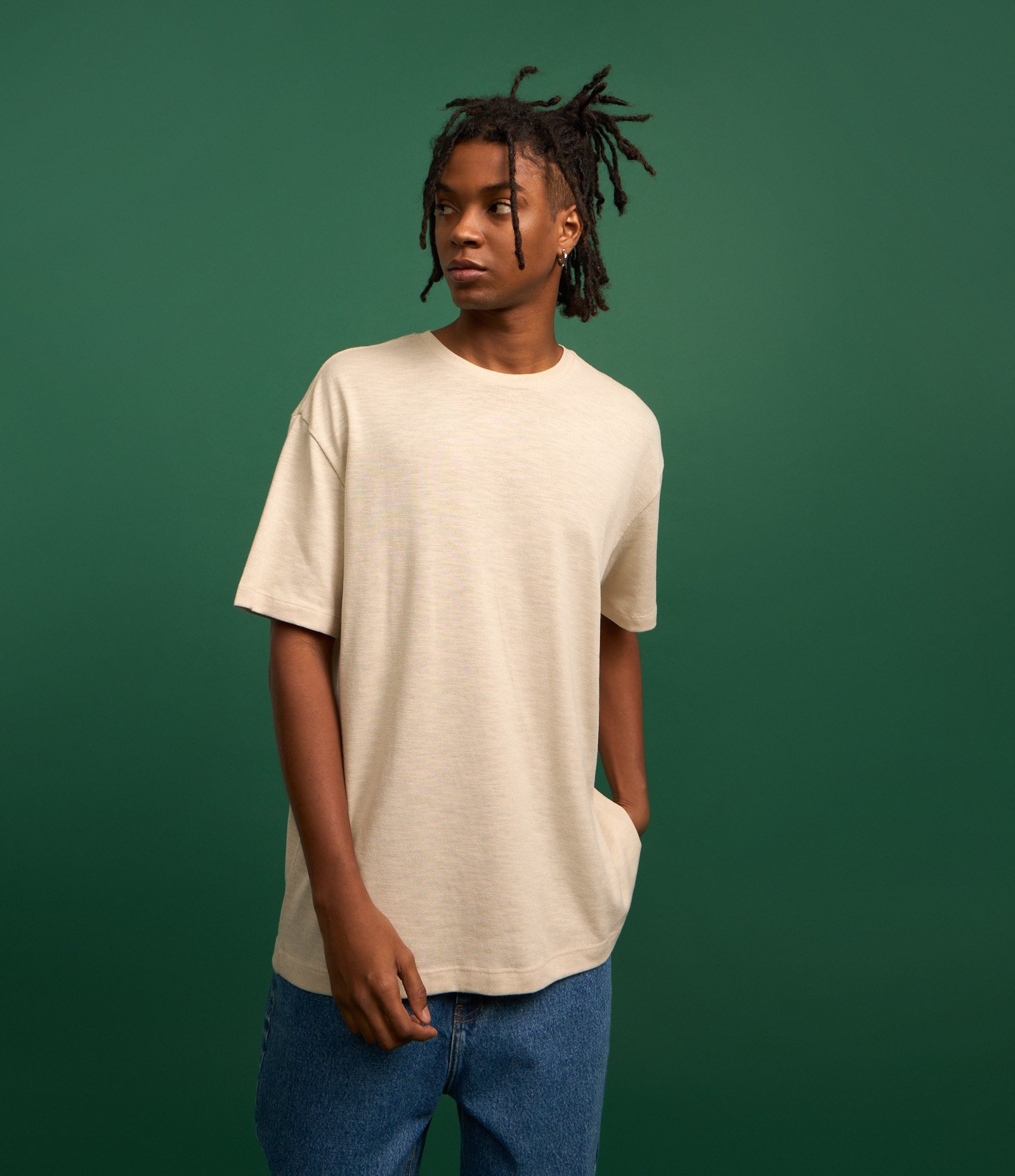 Camiseta Relaxed Básica em Flamê Bege 4